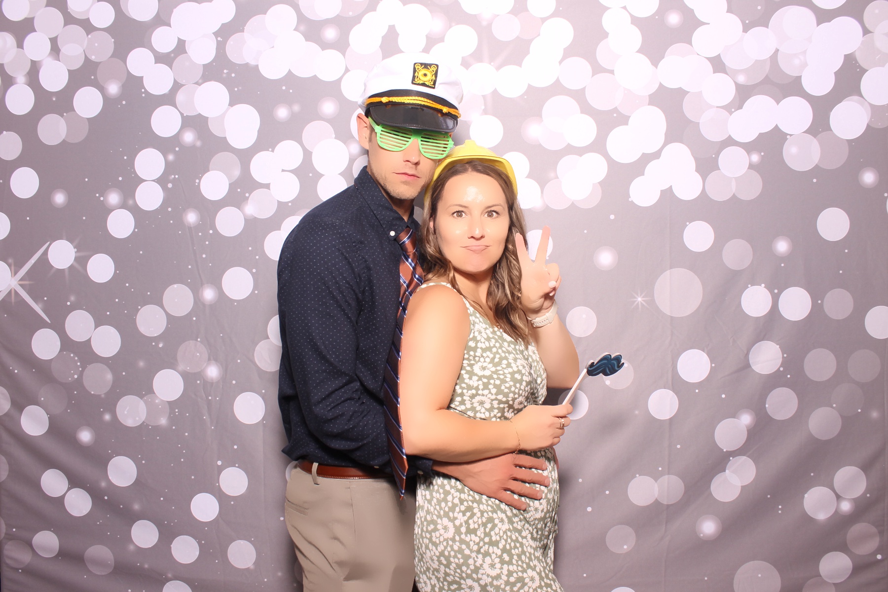 Kari & Randy Reception | View more photos from the event at gallery.photoboothcincy.com/u/PhotoBoothCincy/Kari-Randy-Reception