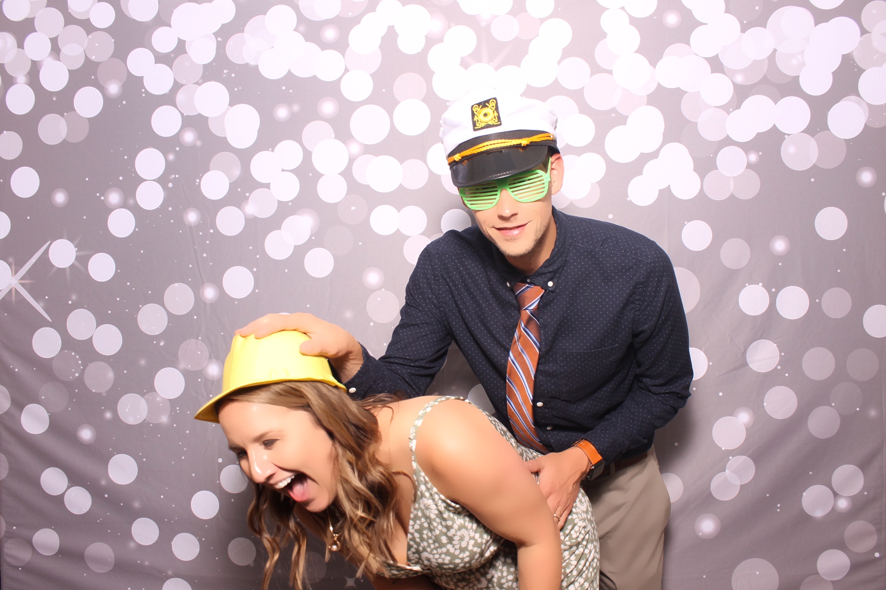 Kari & Randy Reception | View more photos from the event at gallery.photoboothcincy.com/u/PhotoBoothCincy/Kari-Randy-Reception