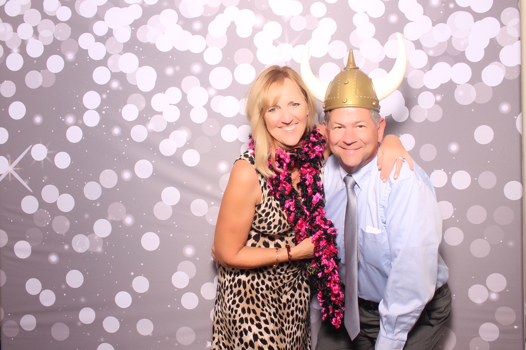 Kari & Randy Reception | View more photos from the event at gallery.photoboothcincy.com/u/PhotoBoothCincy/Kari-Randy-Reception