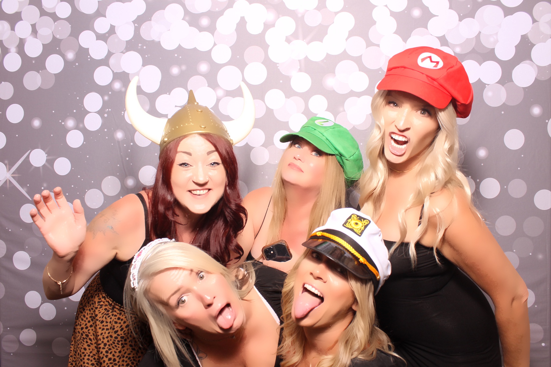 Kari & Randy Reception | View more photos from the event at gallery.photoboothcincy.com/u/PhotoBoothCincy/Kari-Randy-Reception