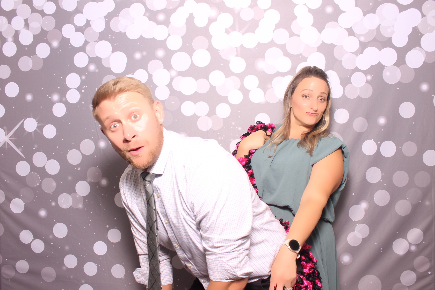 Kari & Randy Reception | View more photos from the event at gallery.photoboothcincy.com/u/PhotoBoothCincy/Kari-Randy-Reception