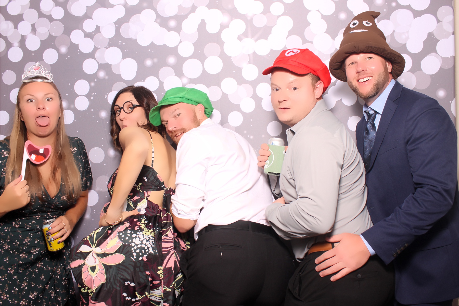 Kari & Randy Reception | View more photos from the event at gallery.photoboothcincy.com/u/PhotoBoothCincy/Kari-Randy-Reception