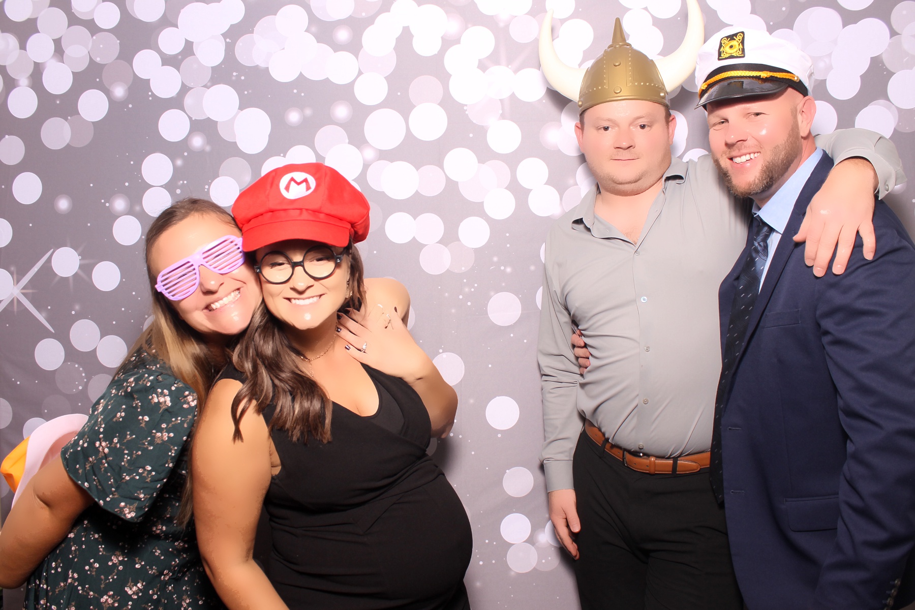 Kari & Randy Reception | View more photos from the event at gallery.photoboothcincy.com/u/PhotoBoothCincy/Kari-Randy-Reception