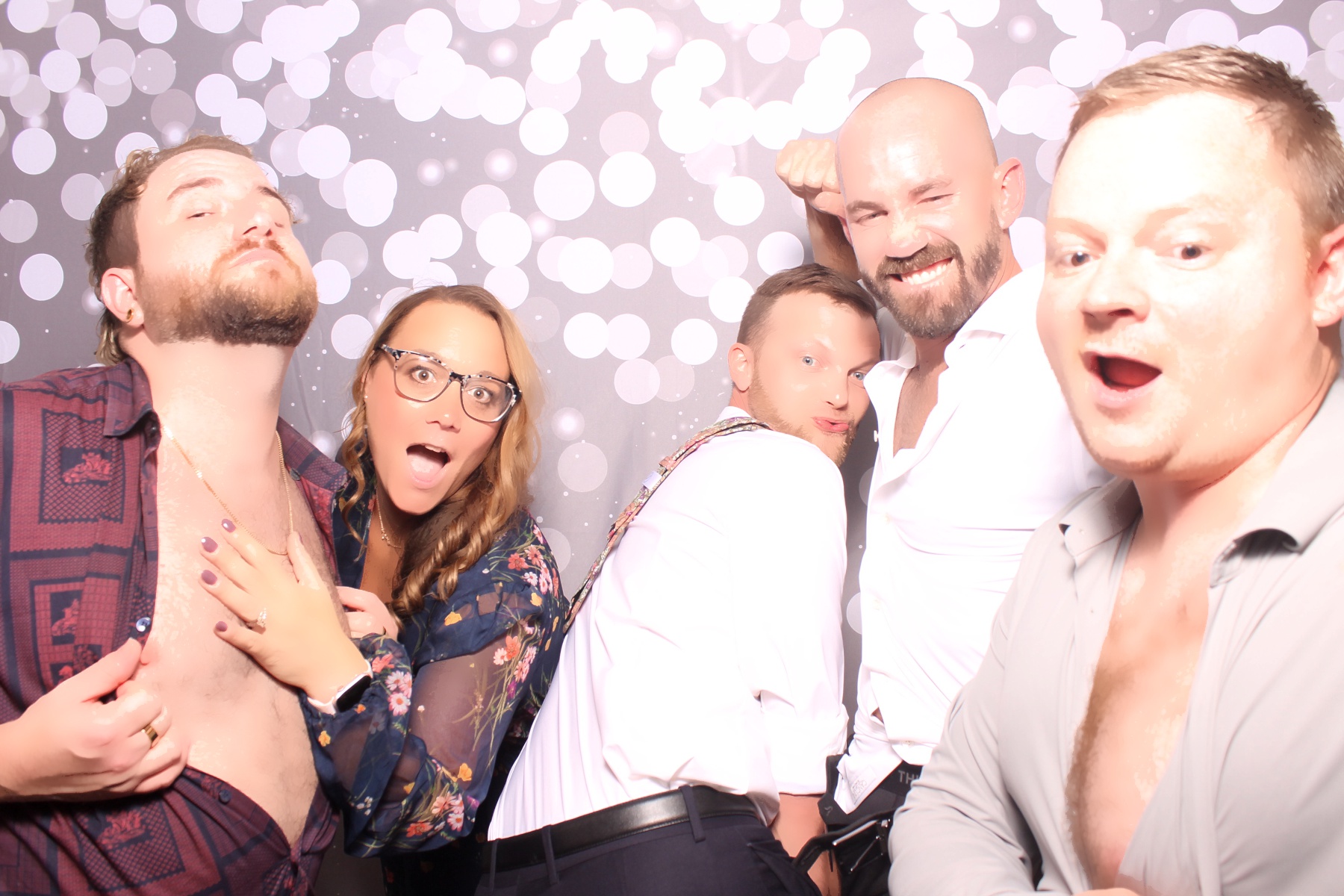 Kari & Randy Reception | View more photos from the event at gallery.photoboothcincy.com/u/PhotoBoothCincy/Kari-Randy-Reception