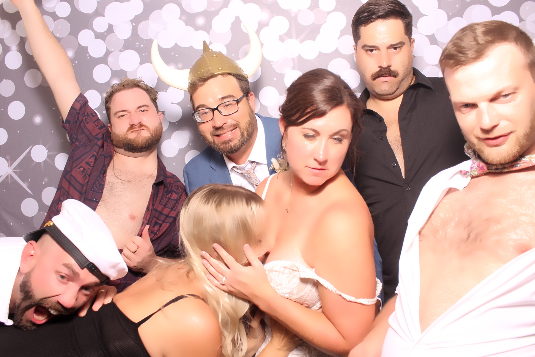 Kari & Randy Reception | View more photos from the event at gallery.photoboothcincy.com/u/PhotoBoothCincy/Kari-Randy-Reception