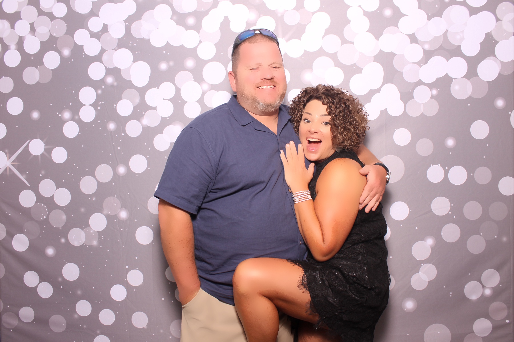 Kari & Randy Reception | View more photos from the event at gallery.photoboothcincy.com/u/PhotoBoothCincy/Kari-Randy-Reception
