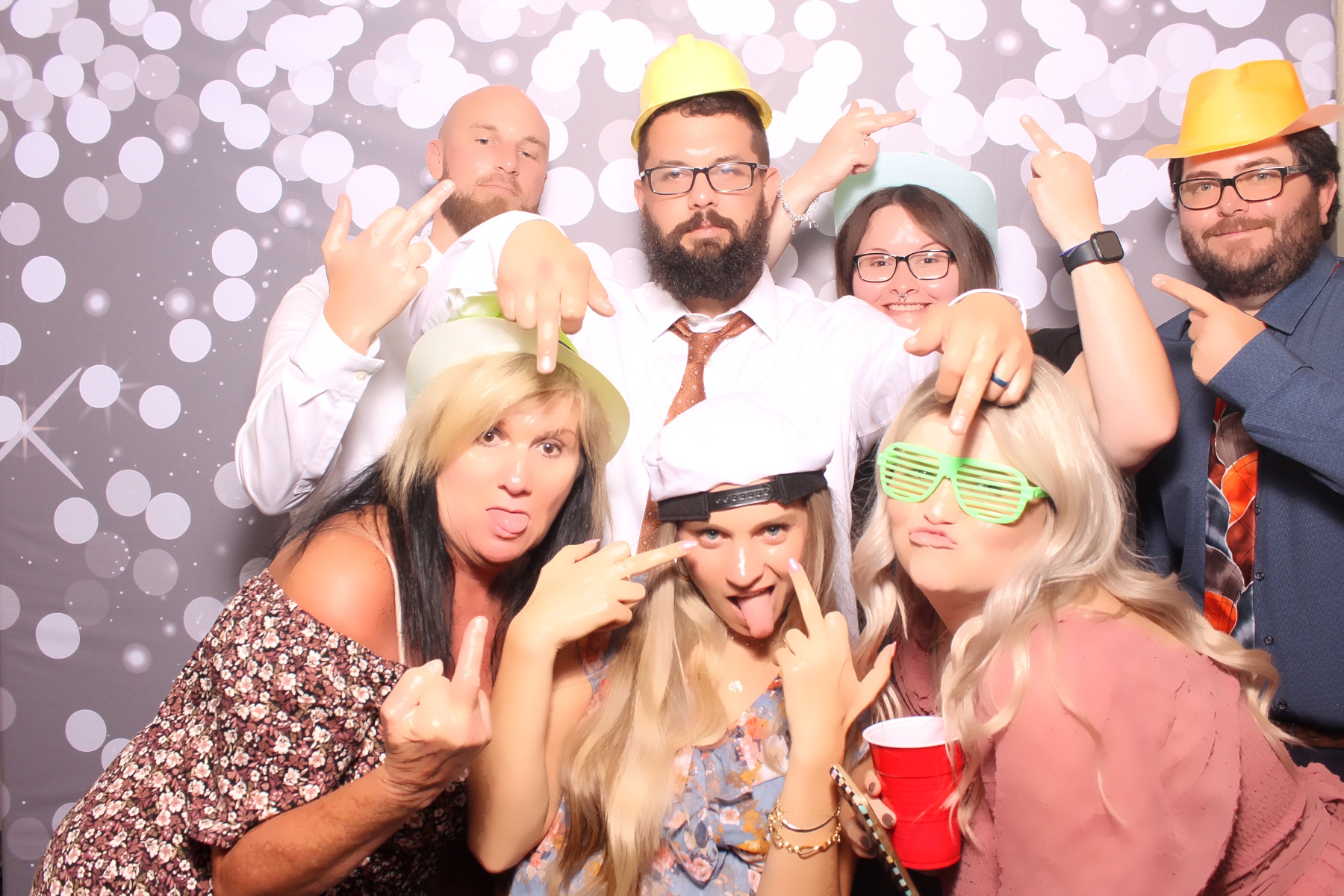 Kari & Randy Reception | View more photos from the event at gallery.photoboothcincy.com/u/PhotoBoothCincy/Kari-Randy-Reception