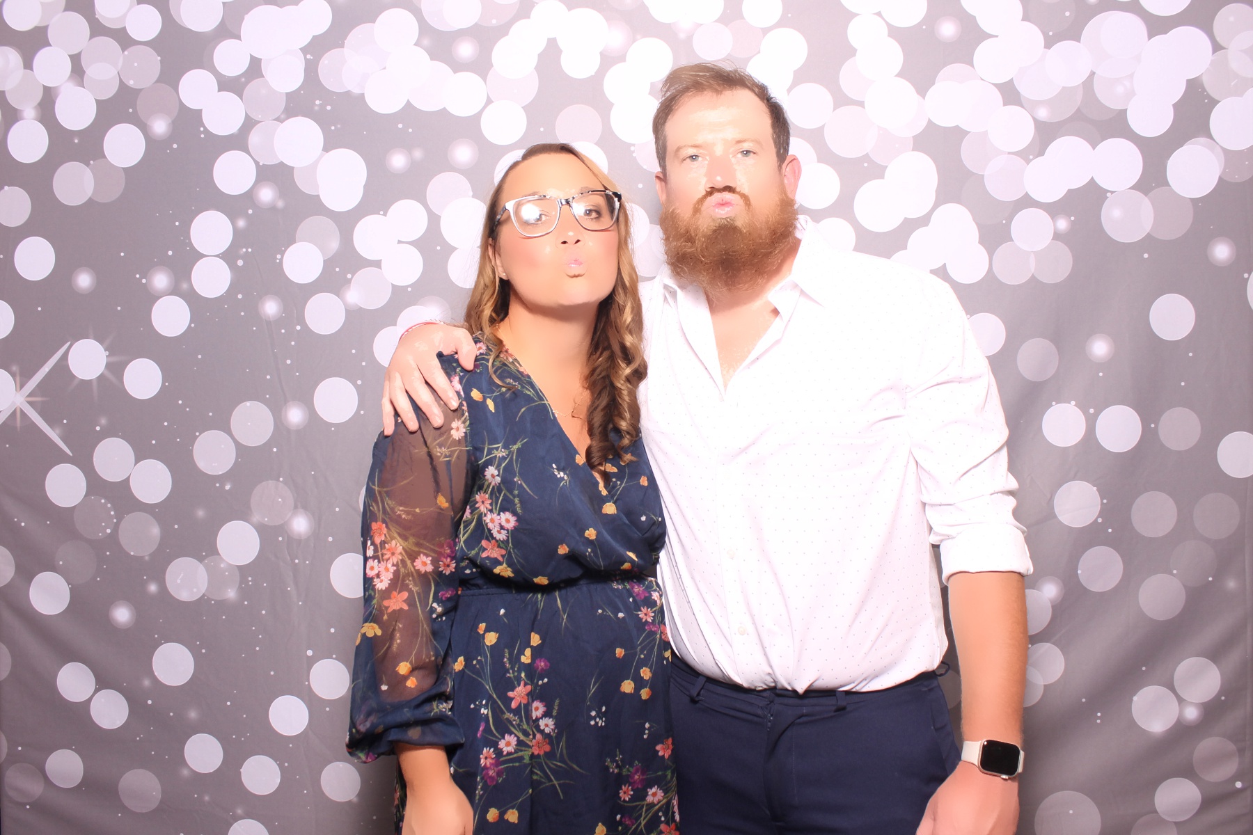 Kari & Randy Reception | View more photos from the event at gallery.photoboothcincy.com/u/PhotoBoothCincy/Kari-Randy-Reception