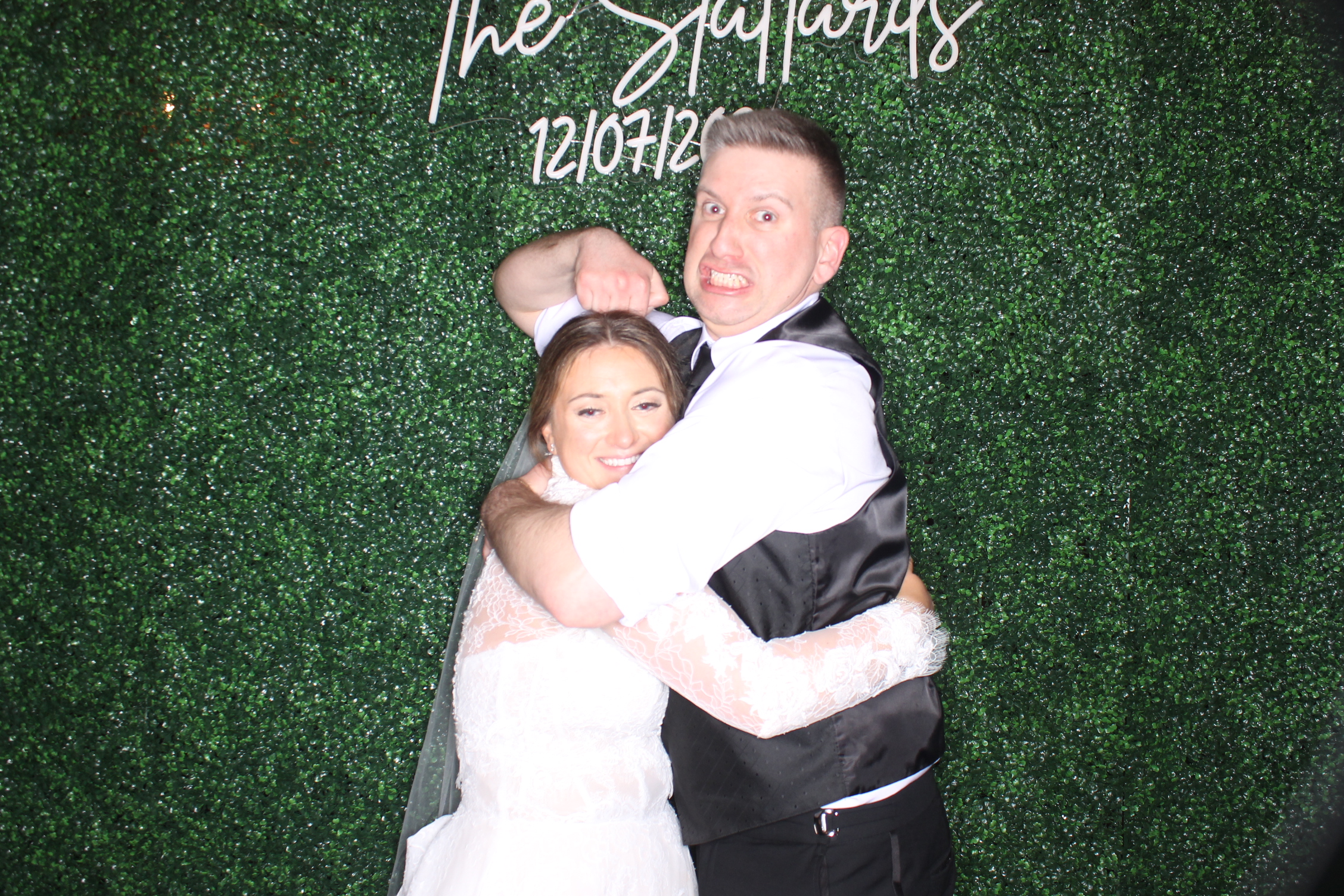 Kate & Kyle | View more photos from the event at gallery.photoboothcincy.com/u/PhotoBoothCincy/Kate-Kyle