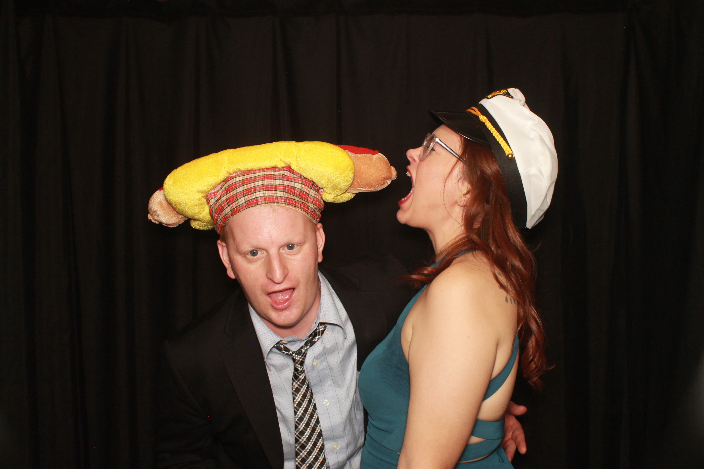 Katherine Mullins & Matthew Perkins | View more photos from the event at gallery.photoboothcincy.com/u/PhotoBoothCincy/Katherine-Mullins-Matthew-Perkins
