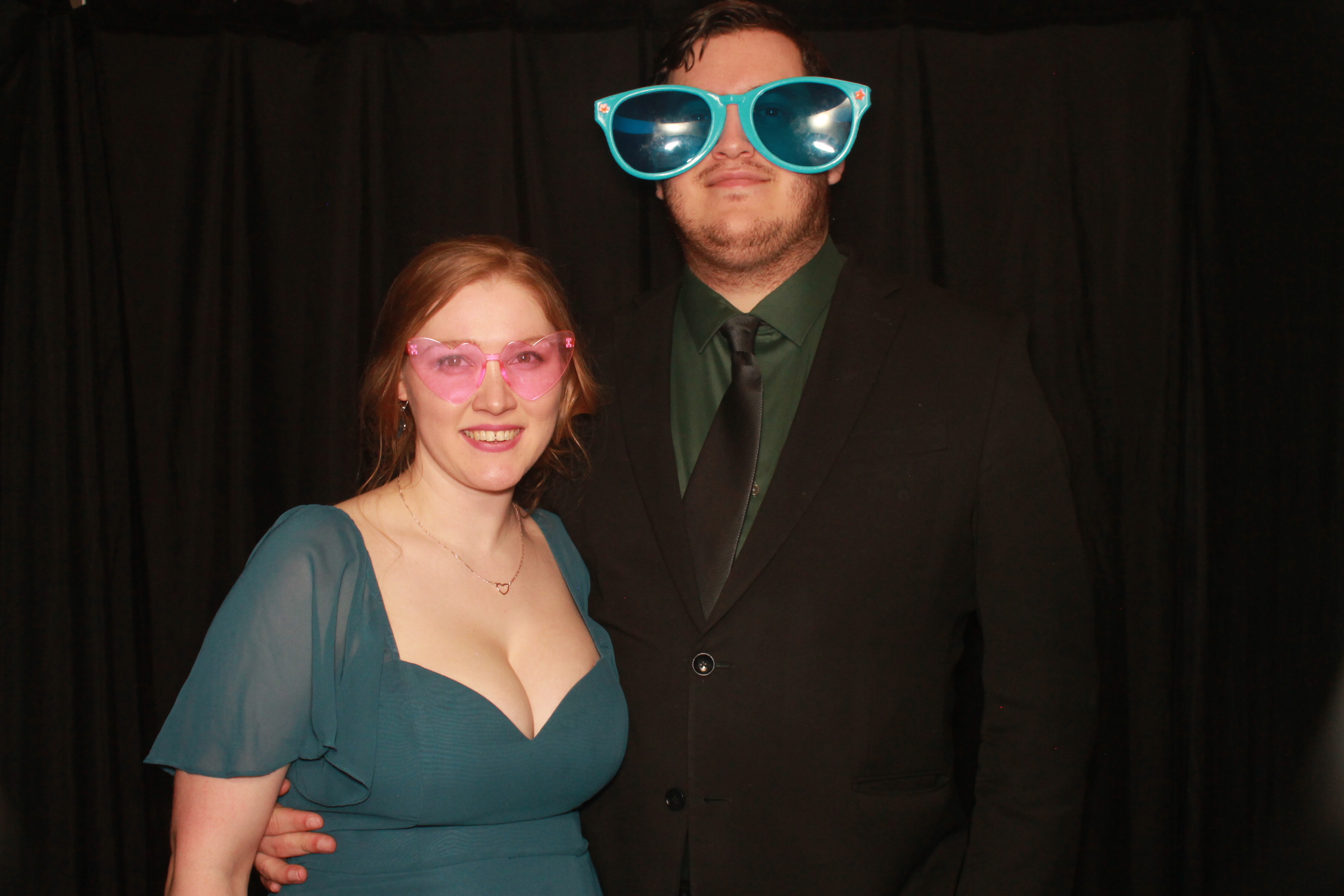 Katherine Mullins & Matthew Perkins | View more photos from the event at gallery.photoboothcincy.com/u/PhotoBoothCincy/Katherine-Mullins-Matthew-Perkins
