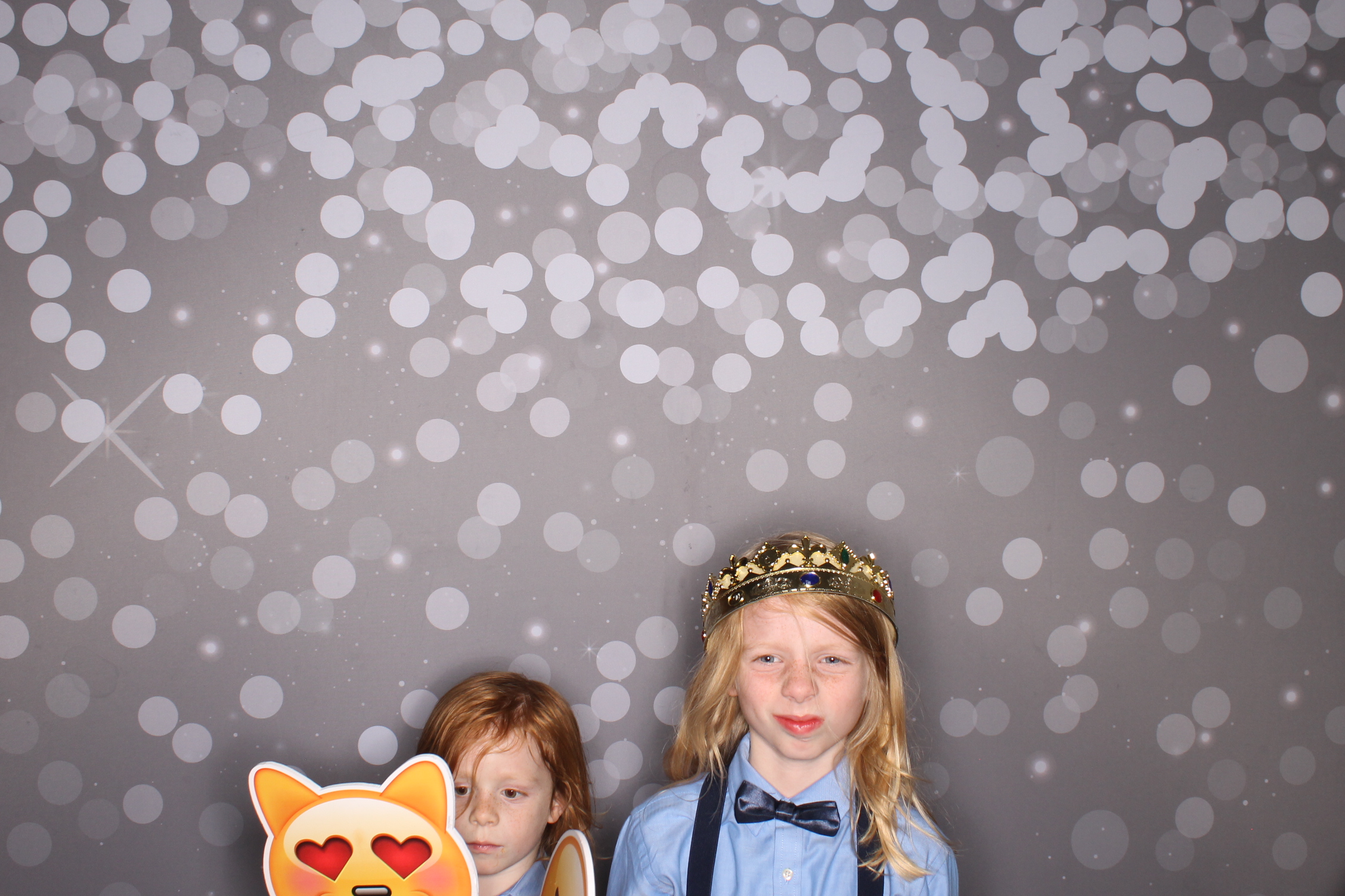 Katie & Kyle | View more photos from the event at gallery.photoboothcincy.com/u/PhotoBoothCincy/Katie-Kyle