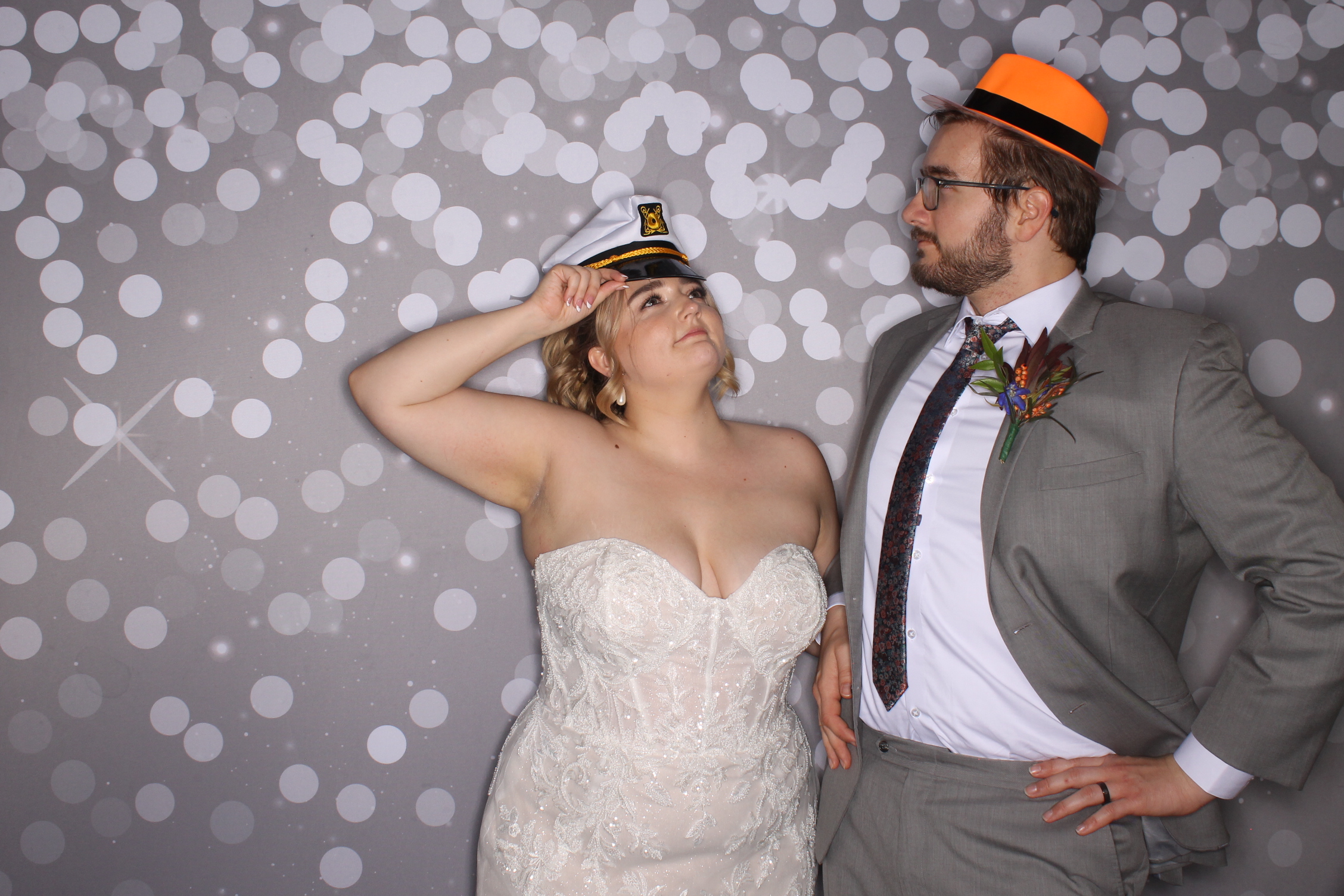 Katie & Kyle | View more photos from the event at gallery.photoboothcincy.com/u/PhotoBoothCincy/Katie-Kyle