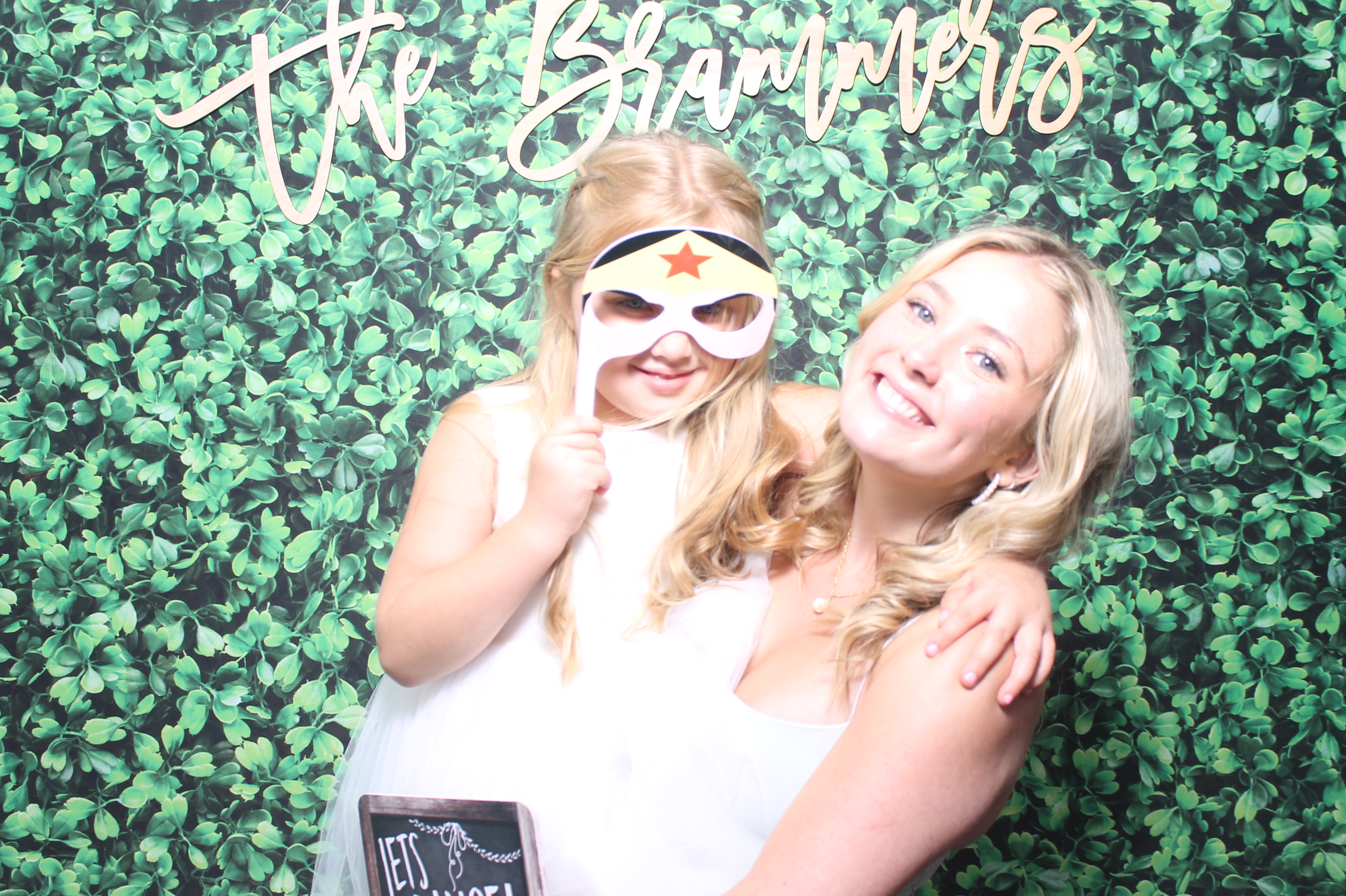 Kelly & Brandon | View more photos from the event at gallery.photoboothcincy.com/u/PhotoBoothCincy/Kelly-Brandon