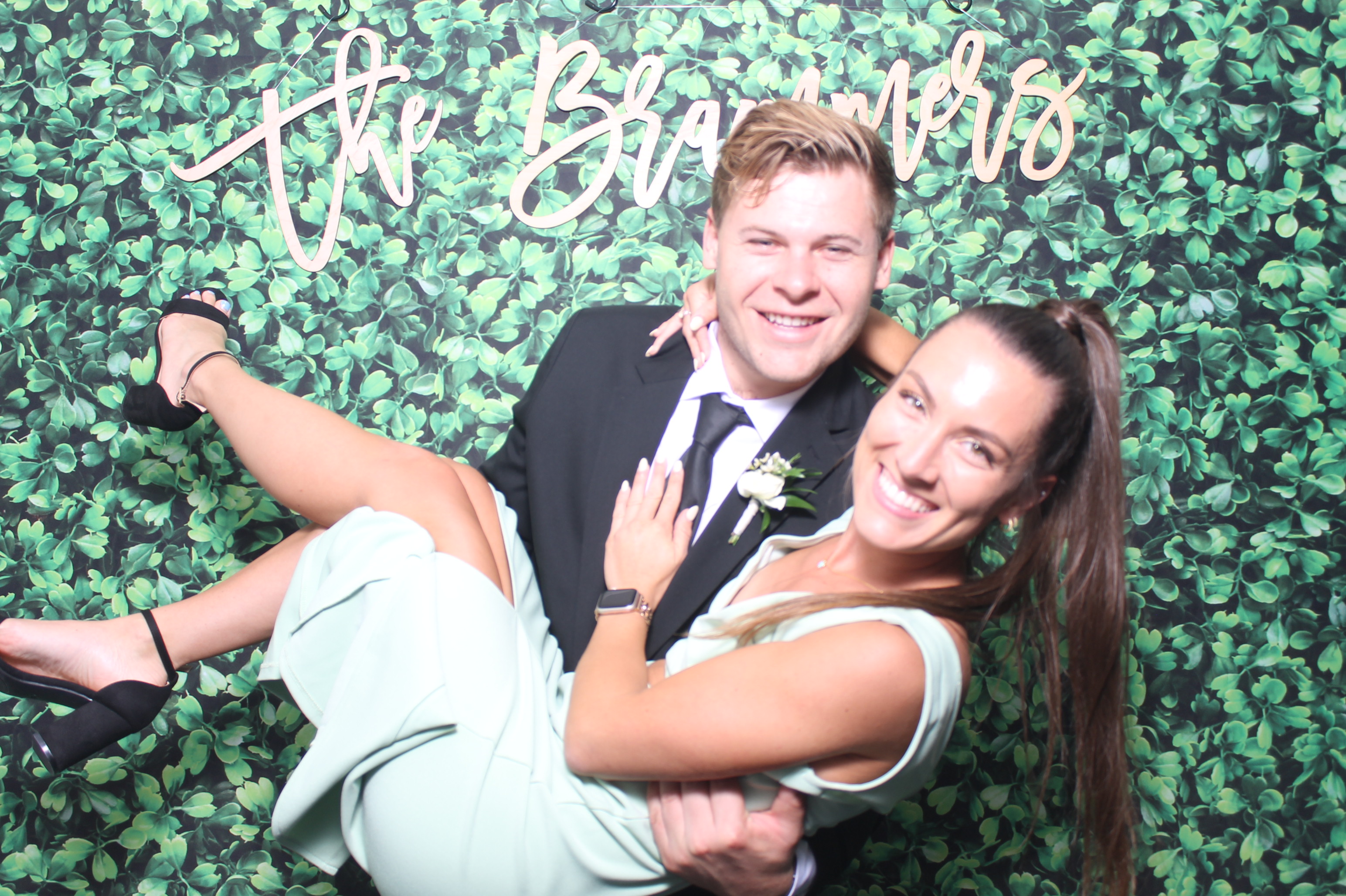 Kelly & Brandon | View more photos from the event at gallery.photoboothcincy.com/u/PhotoBoothCincy/Kelly-Brandon