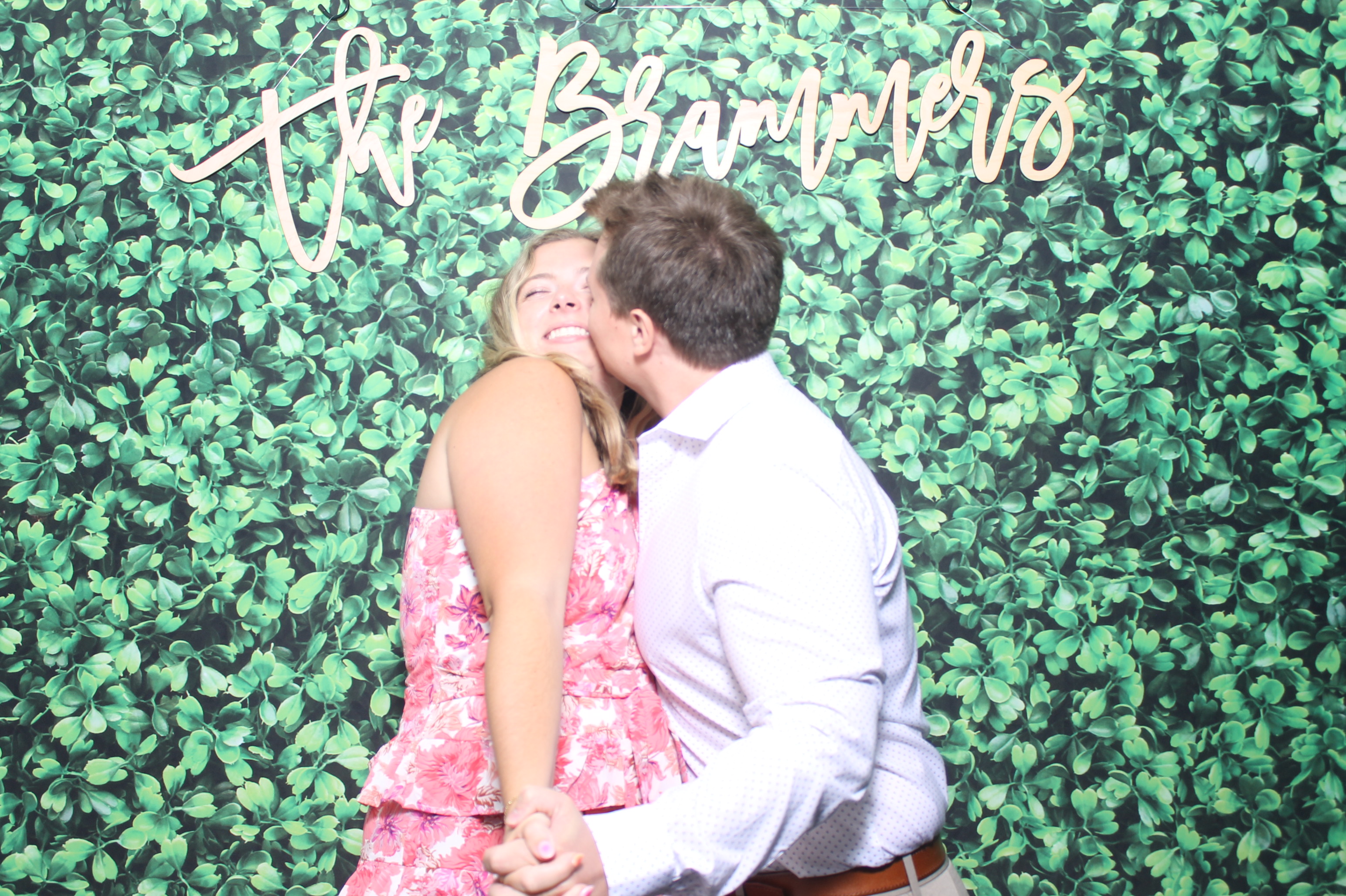 Kelly & Brandon | View more photos from the event at gallery.photoboothcincy.com/u/PhotoBoothCincy/Kelly-Brandon