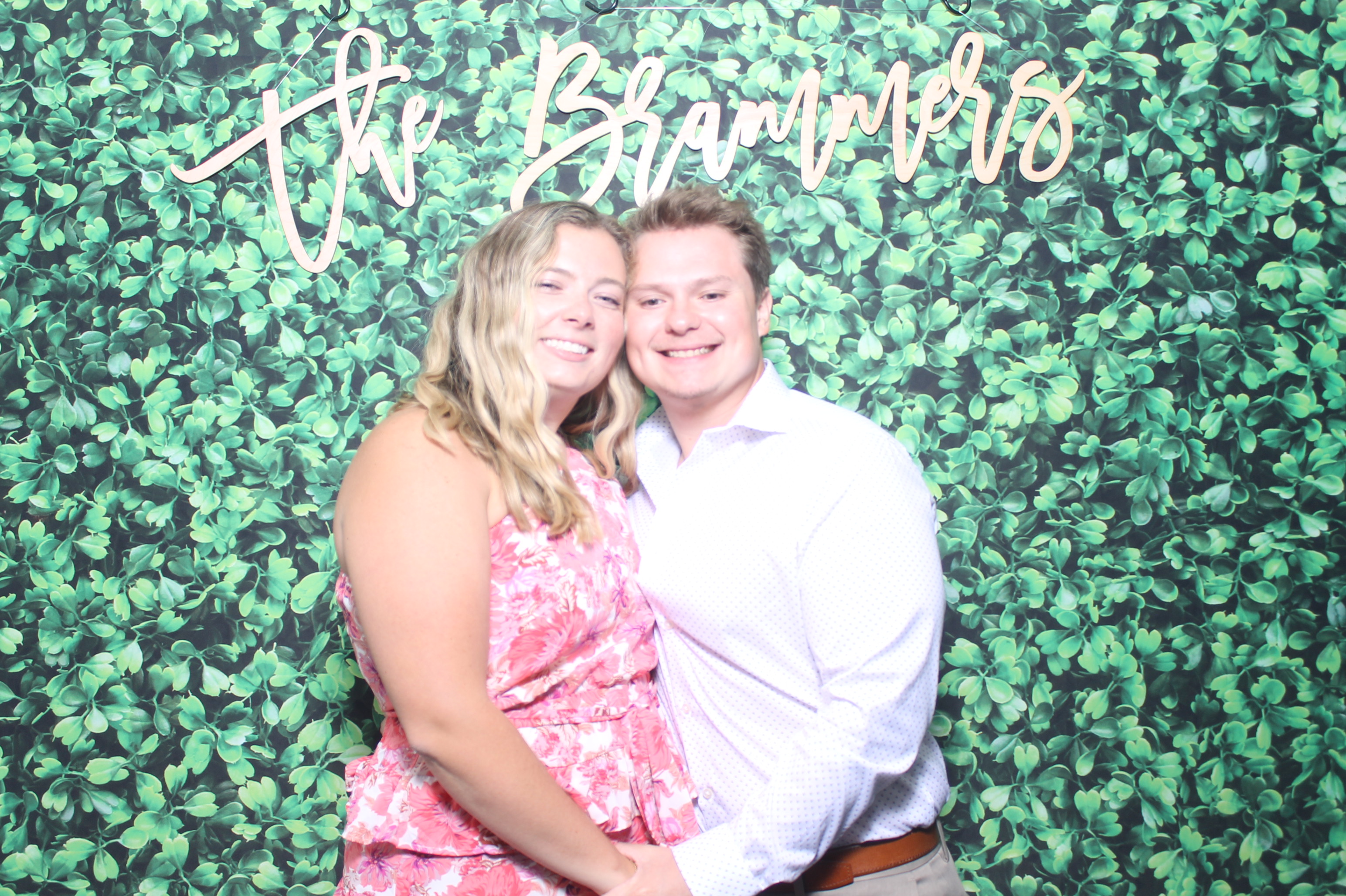 Kelly & Brandon | View more photos from the event at gallery.photoboothcincy.com/u/PhotoBoothCincy/Kelly-Brandon