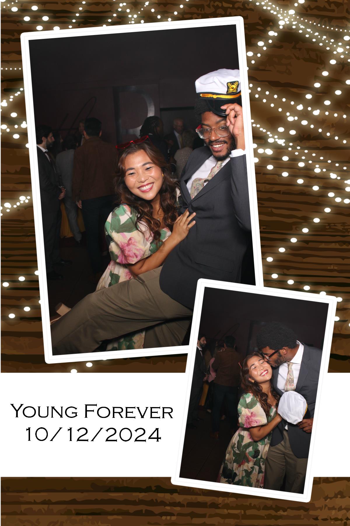 Kelsey & Michael  | View more photos from the event at gallery.photoboothcincy.com/u/PhotoBoothCincy/Kelsey-Michael