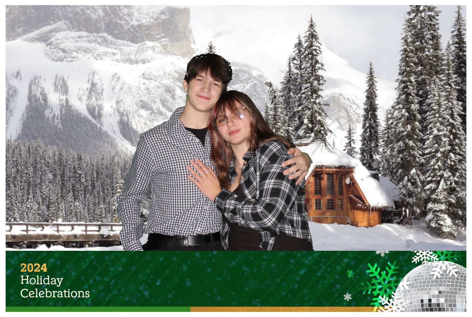 Kemba Credit Union Christmas Party | View more photos from the event at gallery.photoboothcincy.com/u/PhotoBoothCincy/Kemba-Credit-Union-Christmas-Party