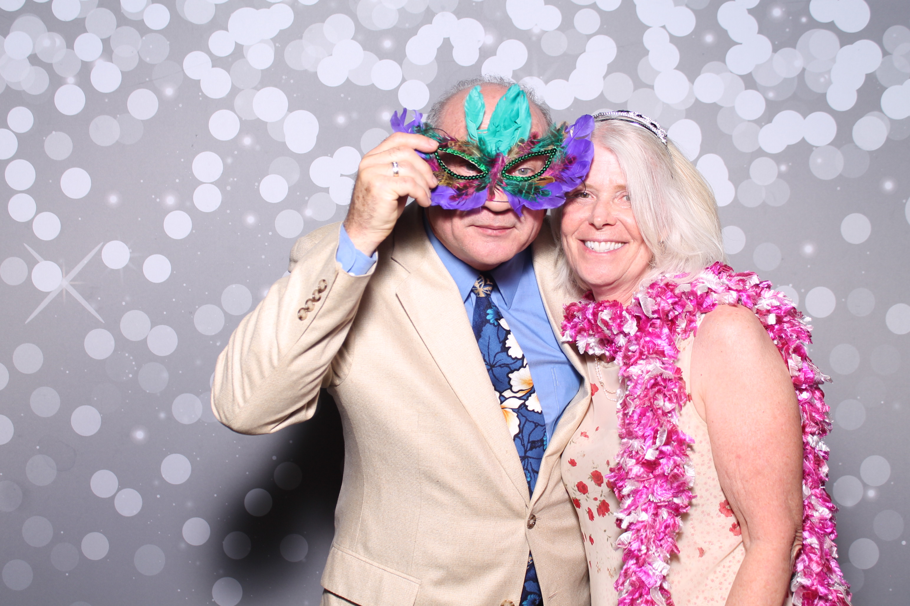 Kevin & Rachel | View more photos from the event at gallery.photoboothcincy.com/u/PhotoBoothCincy/Kevin-Rachel