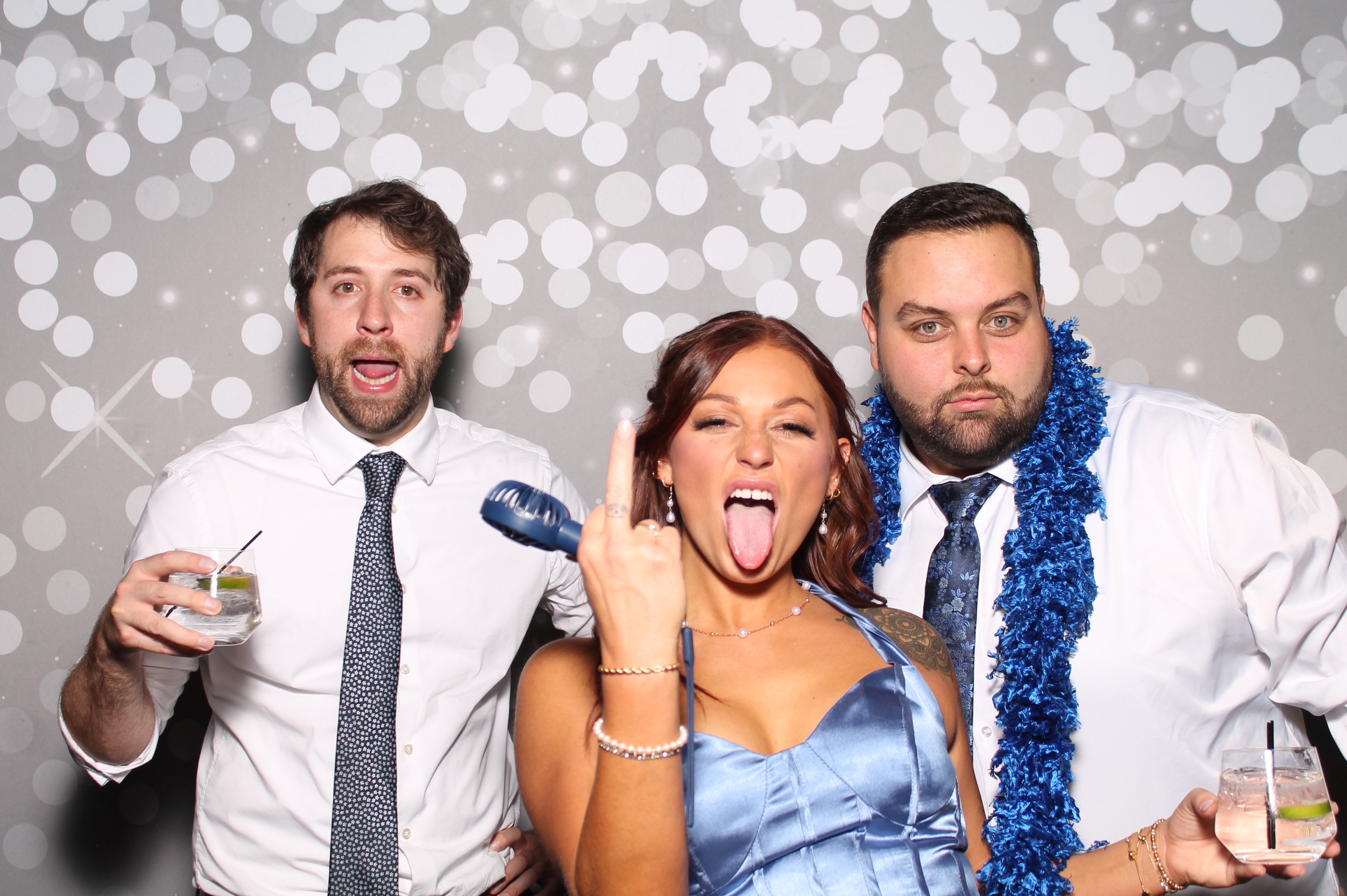 Kevin & Rachel | View more photos from the event at gallery.photoboothcincy.com/u/PhotoBoothCincy/Kevin-Rachel