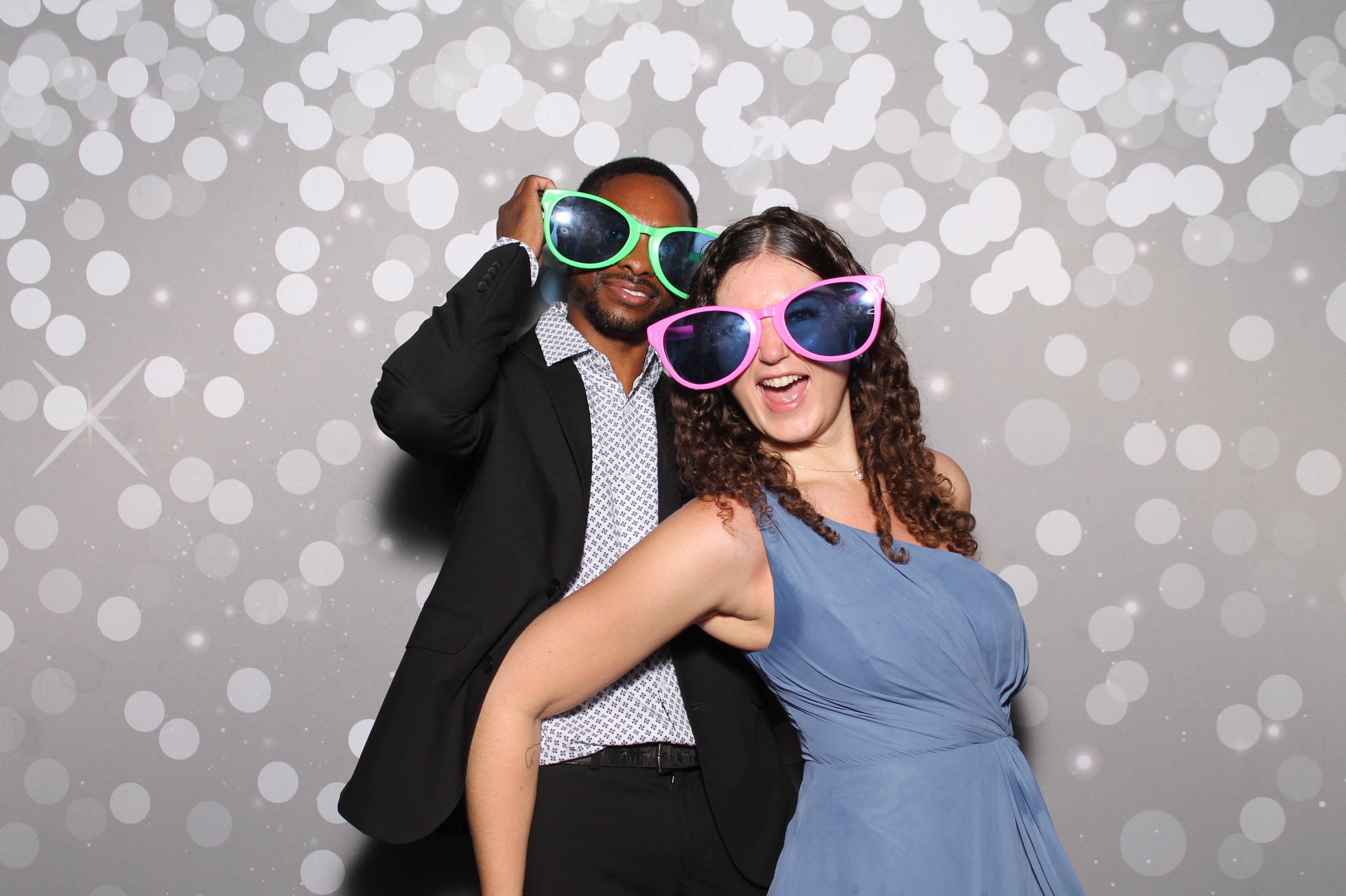 Kevin & Rachel | View more photos from the event at gallery.photoboothcincy.com/u/PhotoBoothCincy/Kevin-Rachel