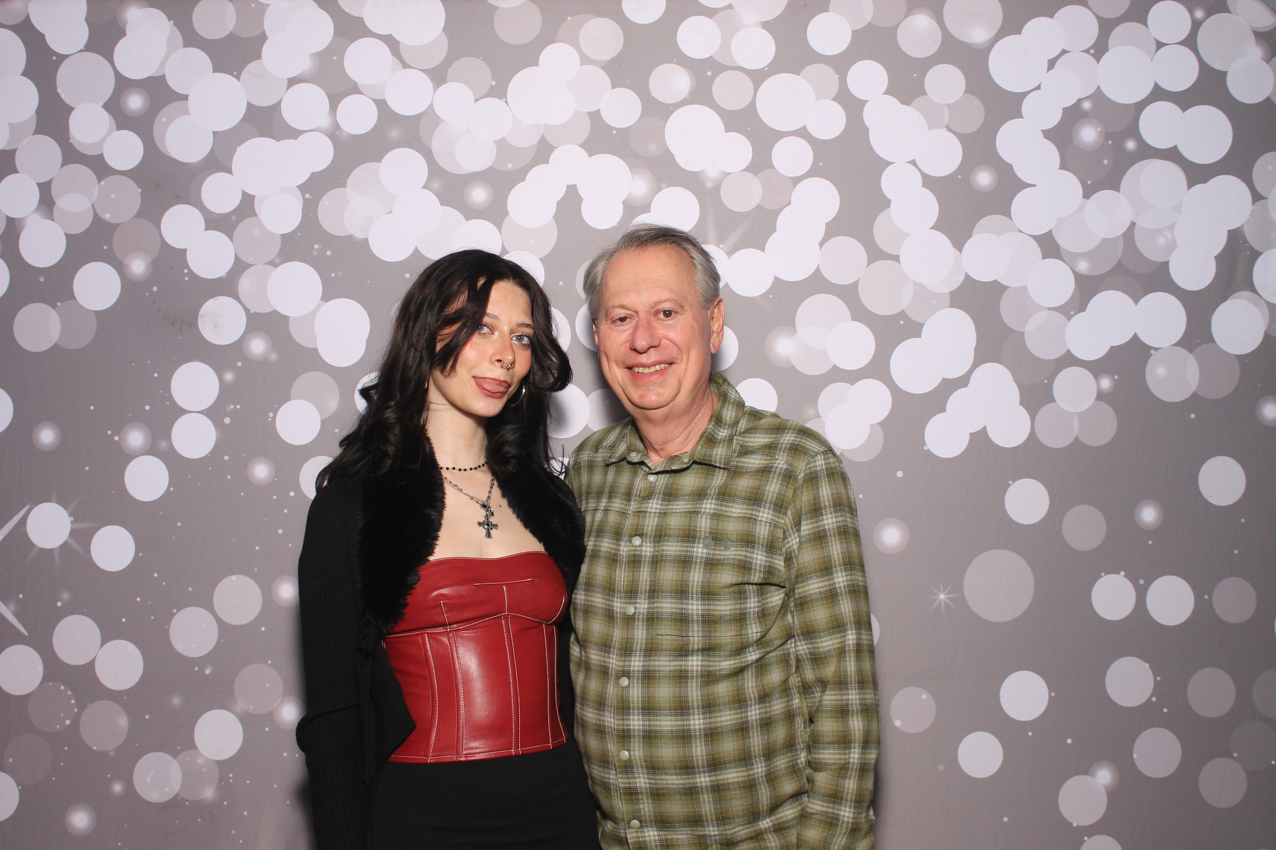 Key Source Holiday Party | View more photos from the event at gallery.photoboothcincy.com/u/PhotoBoothCincy/Key-Source-Holiday-Party