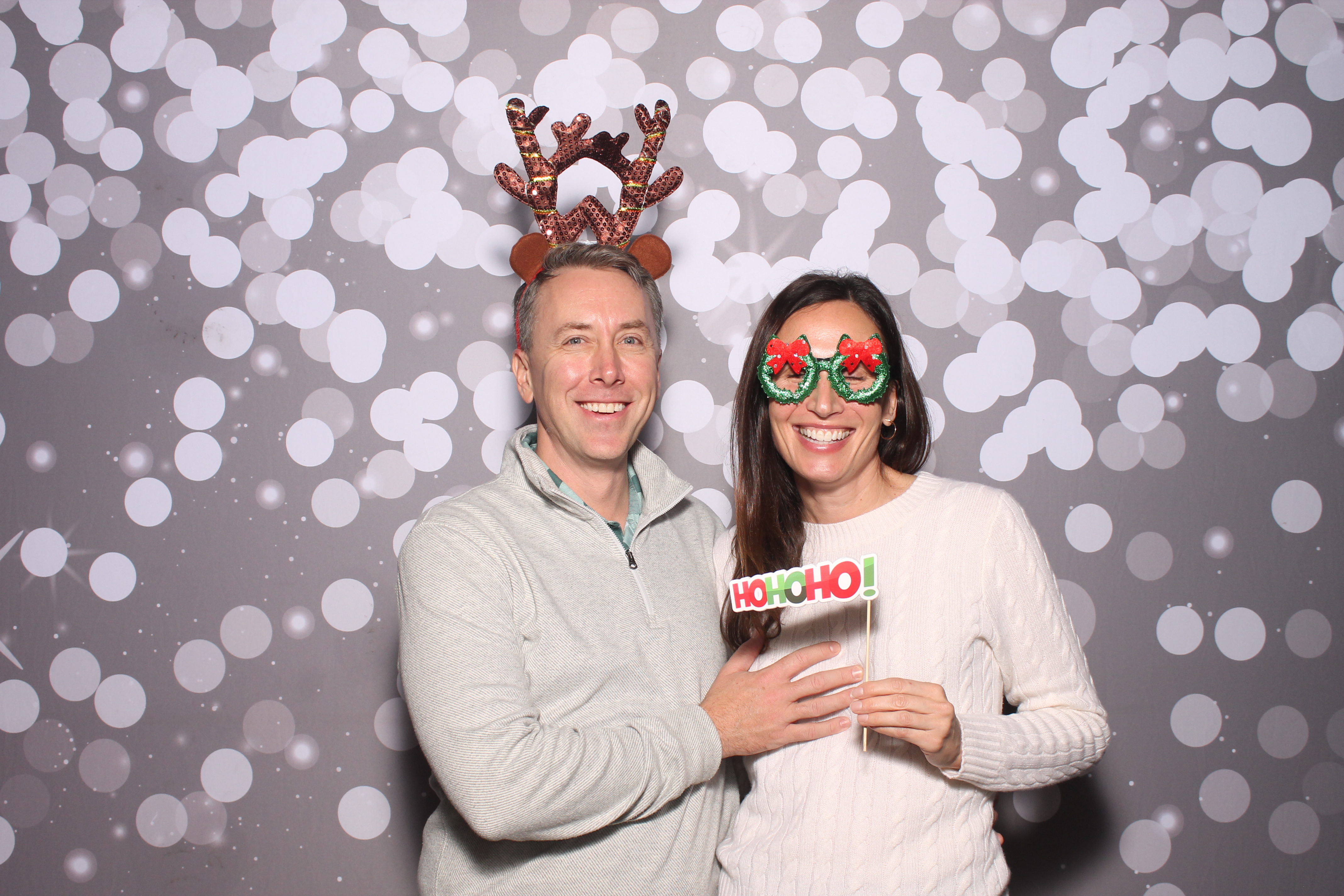 Key Source Holiday Party | View more photos from the event at gallery.photoboothcincy.com/u/PhotoBoothCincy/Key-Source-Holiday-Party
