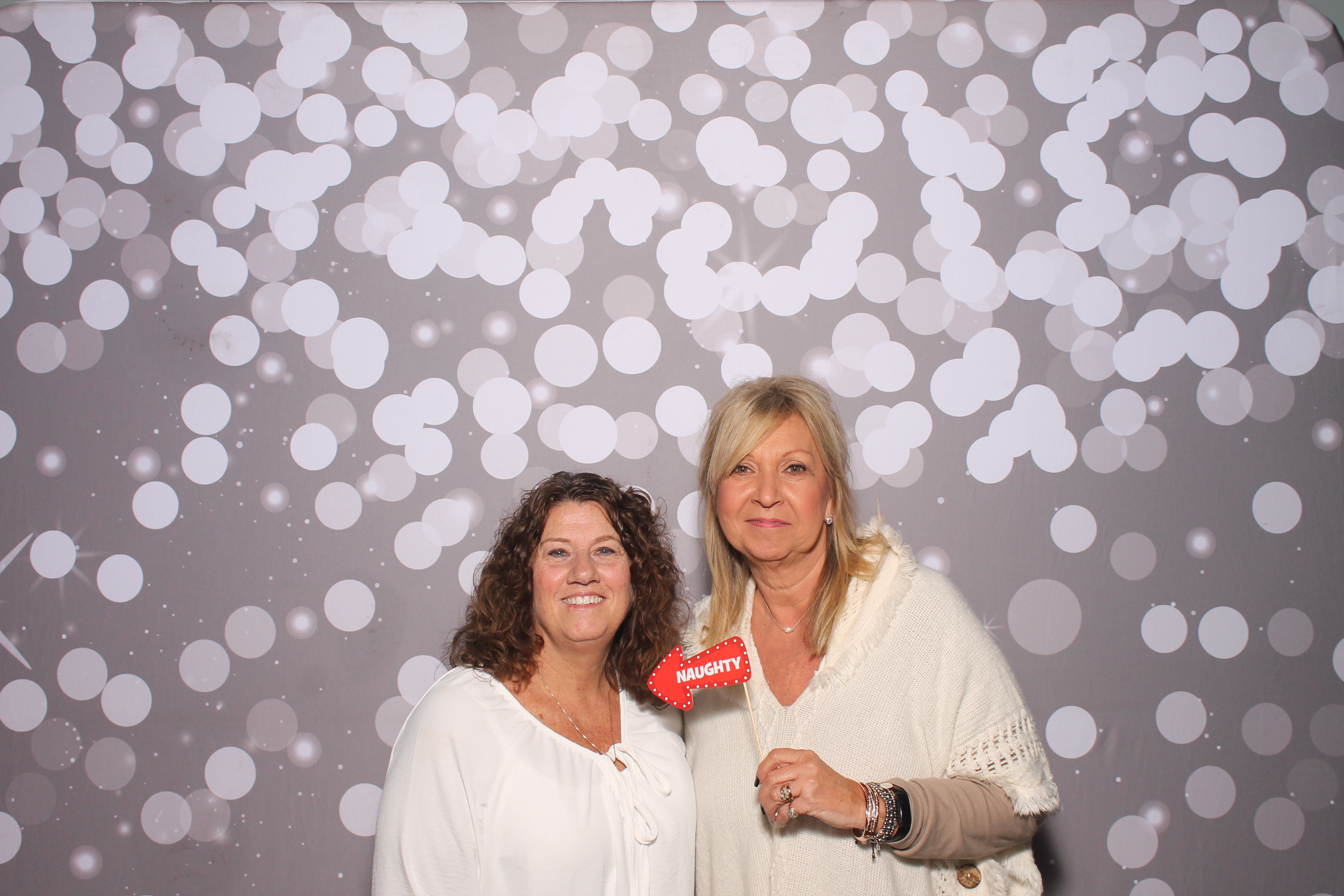 Key Source Holiday Party | View more photos from the event at gallery.photoboothcincy.com/u/PhotoBoothCincy/Key-Source-Holiday-Party
