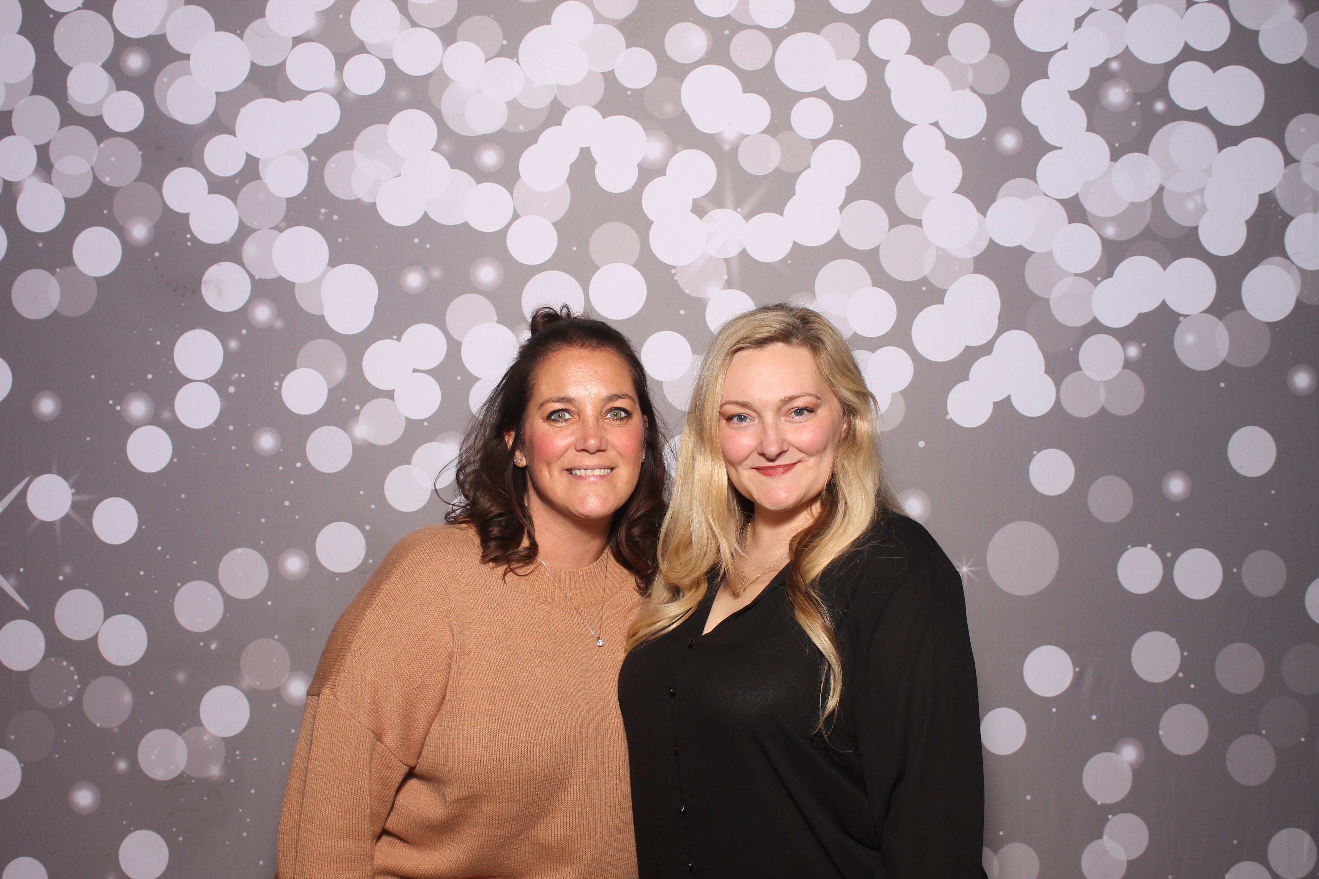Key Source Holiday Party | View more photos from the event at gallery.photoboothcincy.com/u/PhotoBoothCincy/Key-Source-Holiday-Party