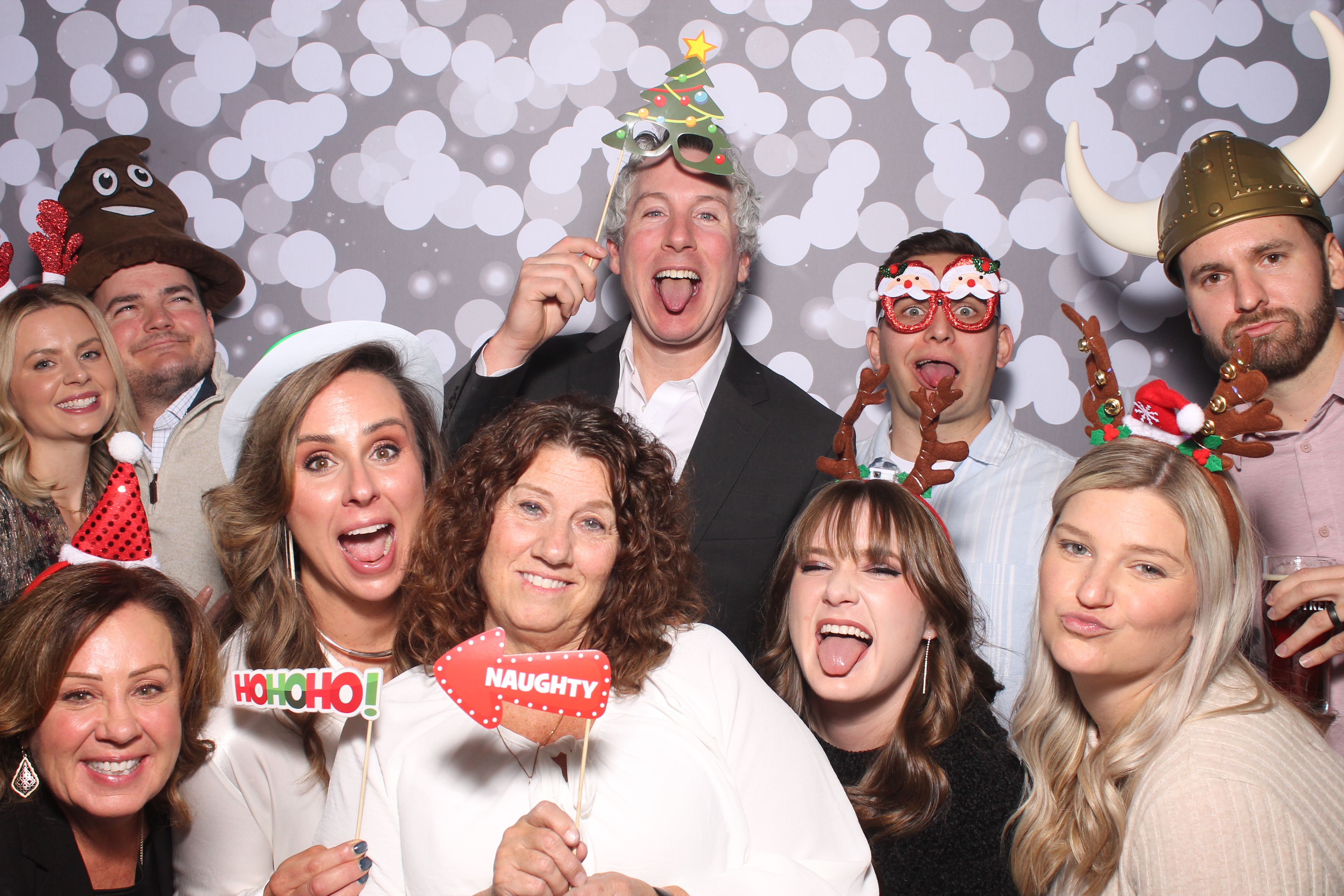 Key Source Holiday Party | View more photos from the event at gallery.photoboothcincy.com/u/PhotoBoothCincy/Key-Source-Holiday-Party