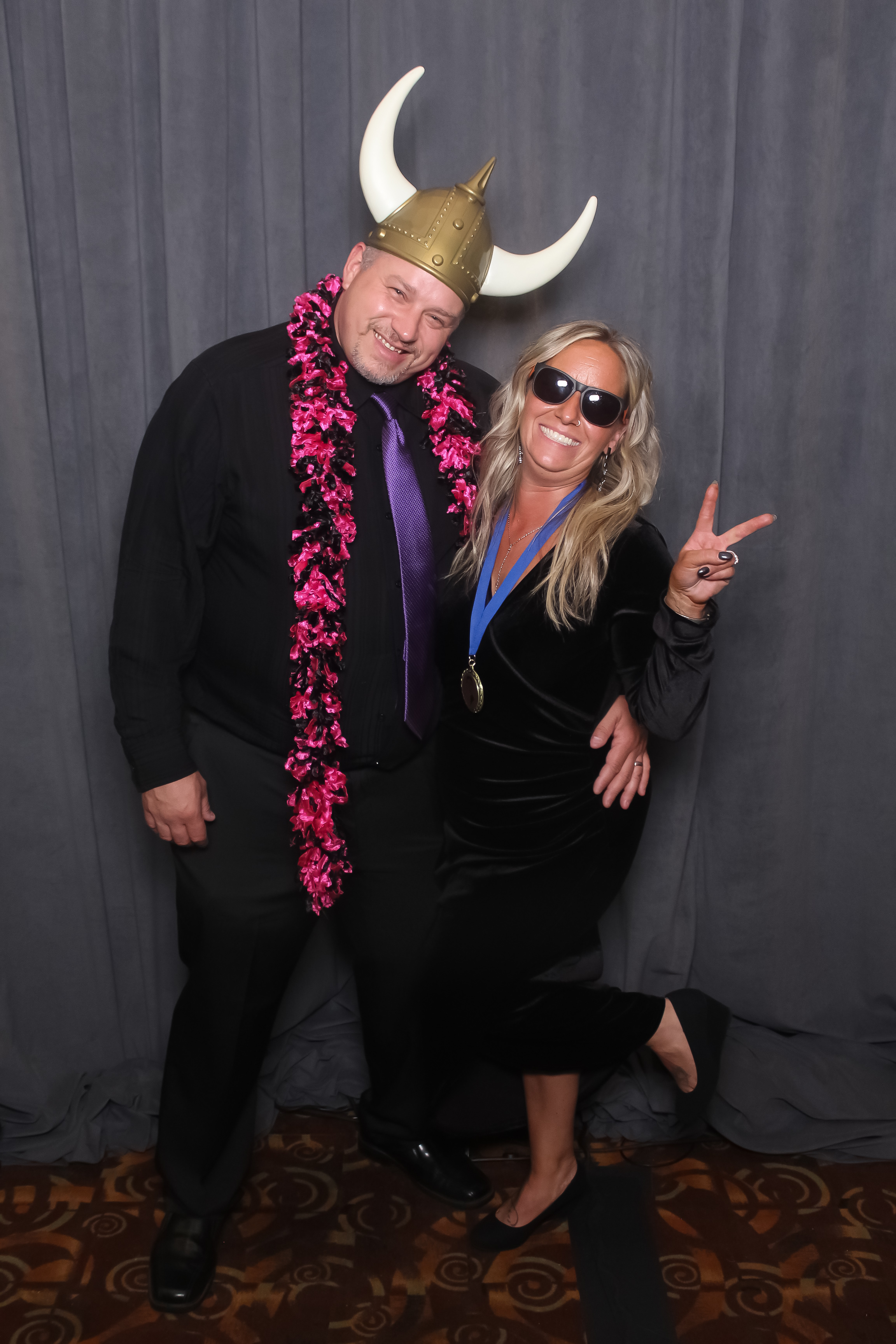 Kroger Barney Gala | View more photos from the event at gallery.photoboothcincy.com/u/PhotoBoothCincy/Kroger-Barney-Gala