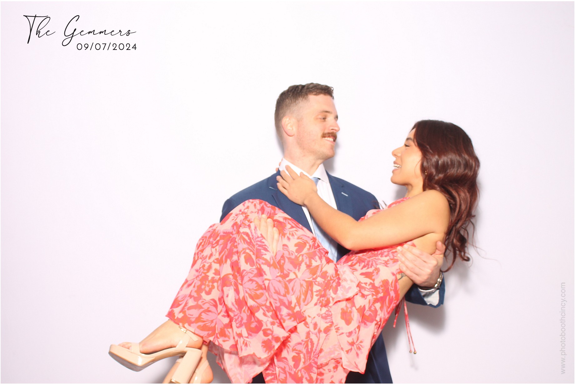 Kylee & Wyatt | View more photos from the event at gallery.photoboothcincy.com/u/PhotoBoothCincy/Kylee-Wyatt