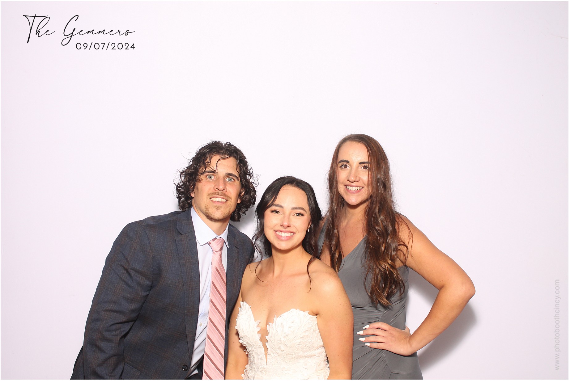 Kylee & Wyatt | View more photos from the event at gallery.photoboothcincy.com/u/PhotoBoothCincy/Kylee-Wyatt