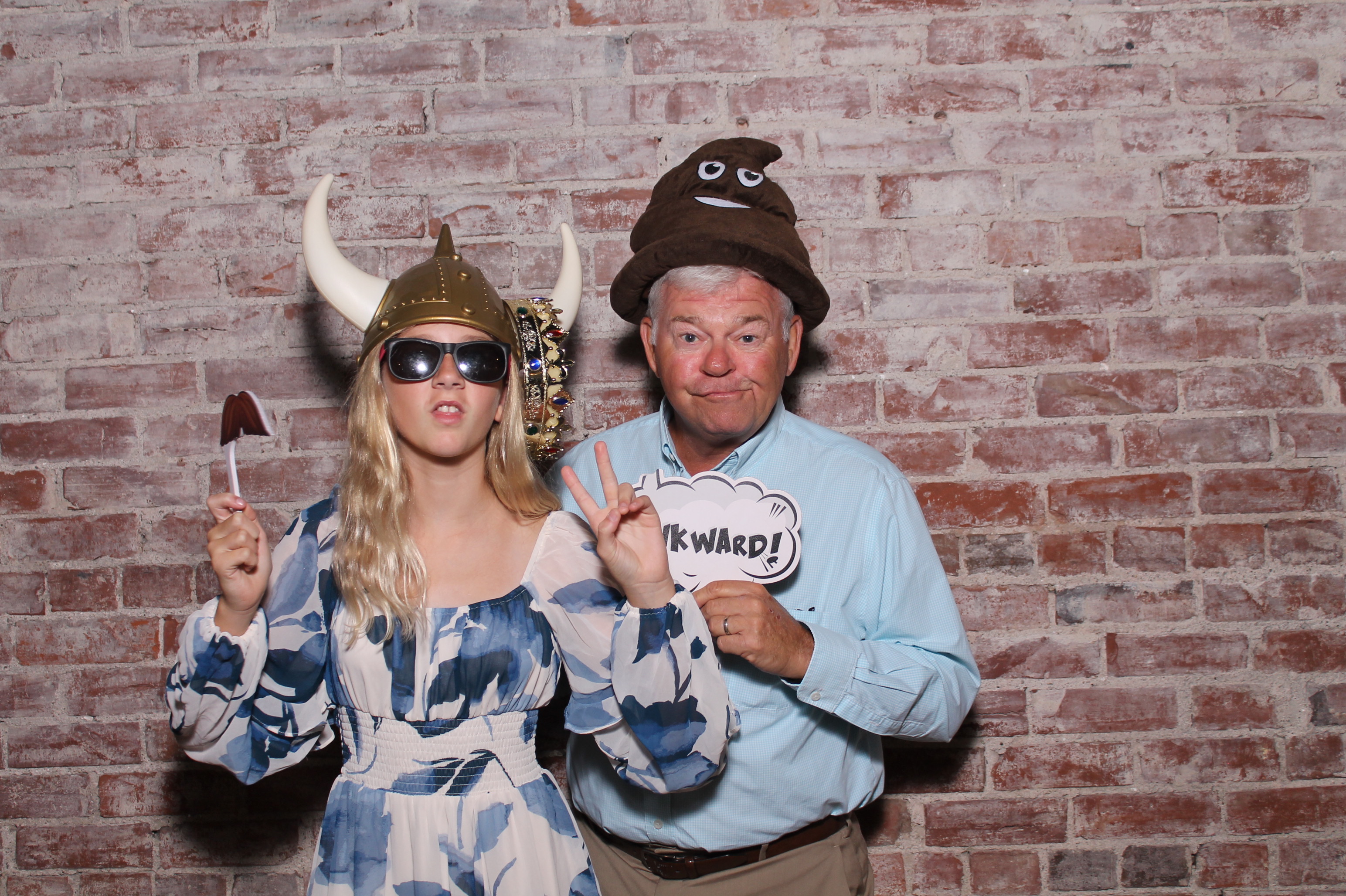 Kylie & Jeremy  | View more photos from the event at gallery.photoboothcincy.com/u/PhotoBoothCincy/Kylie-Jeremy
