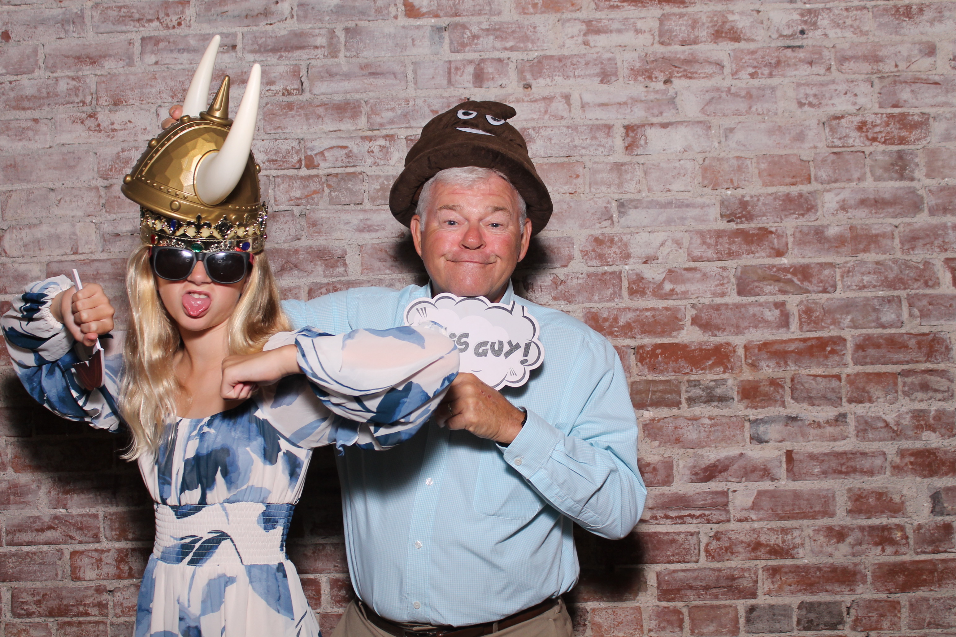Kylie & Jeremy  | View more photos from the event at gallery.photoboothcincy.com/u/PhotoBoothCincy/Kylie-Jeremy
