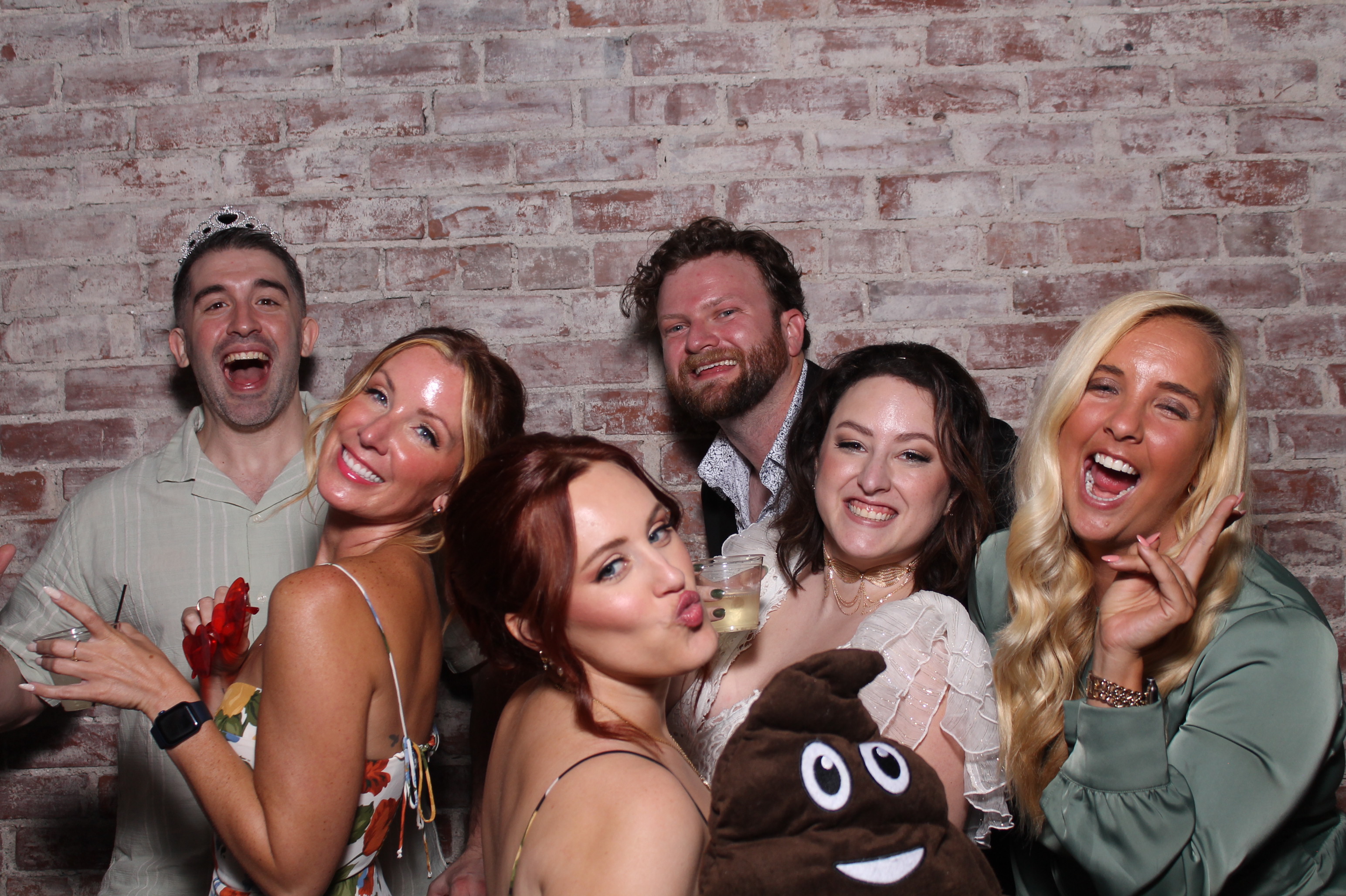 Kylie & Jeremy  | View more photos from the event at gallery.photoboothcincy.com/u/PhotoBoothCincy/Kylie-Jeremy