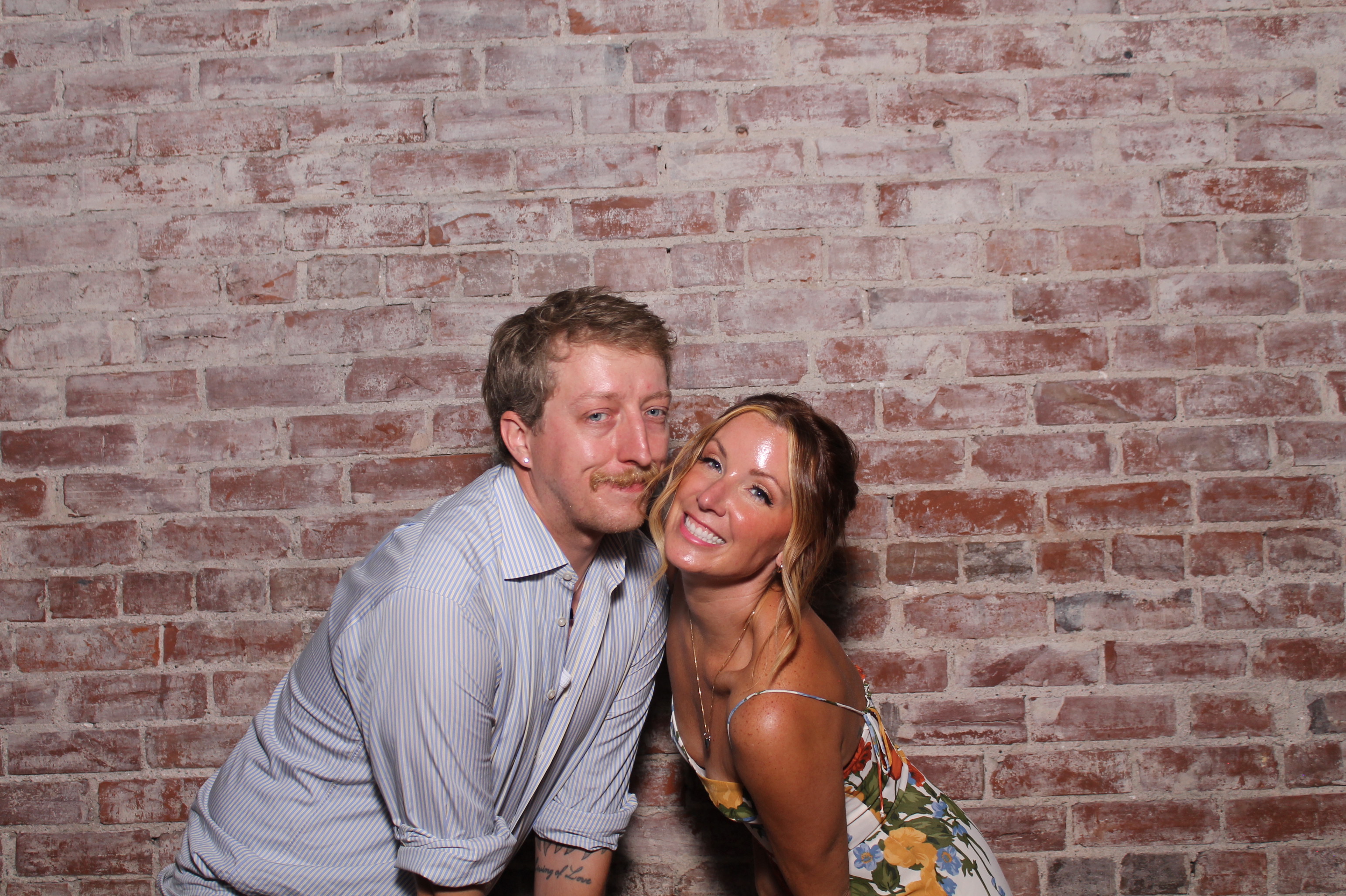 Kylie & Jeremy  | View more photos from the event at gallery.photoboothcincy.com/u/PhotoBoothCincy/Kylie-Jeremy
