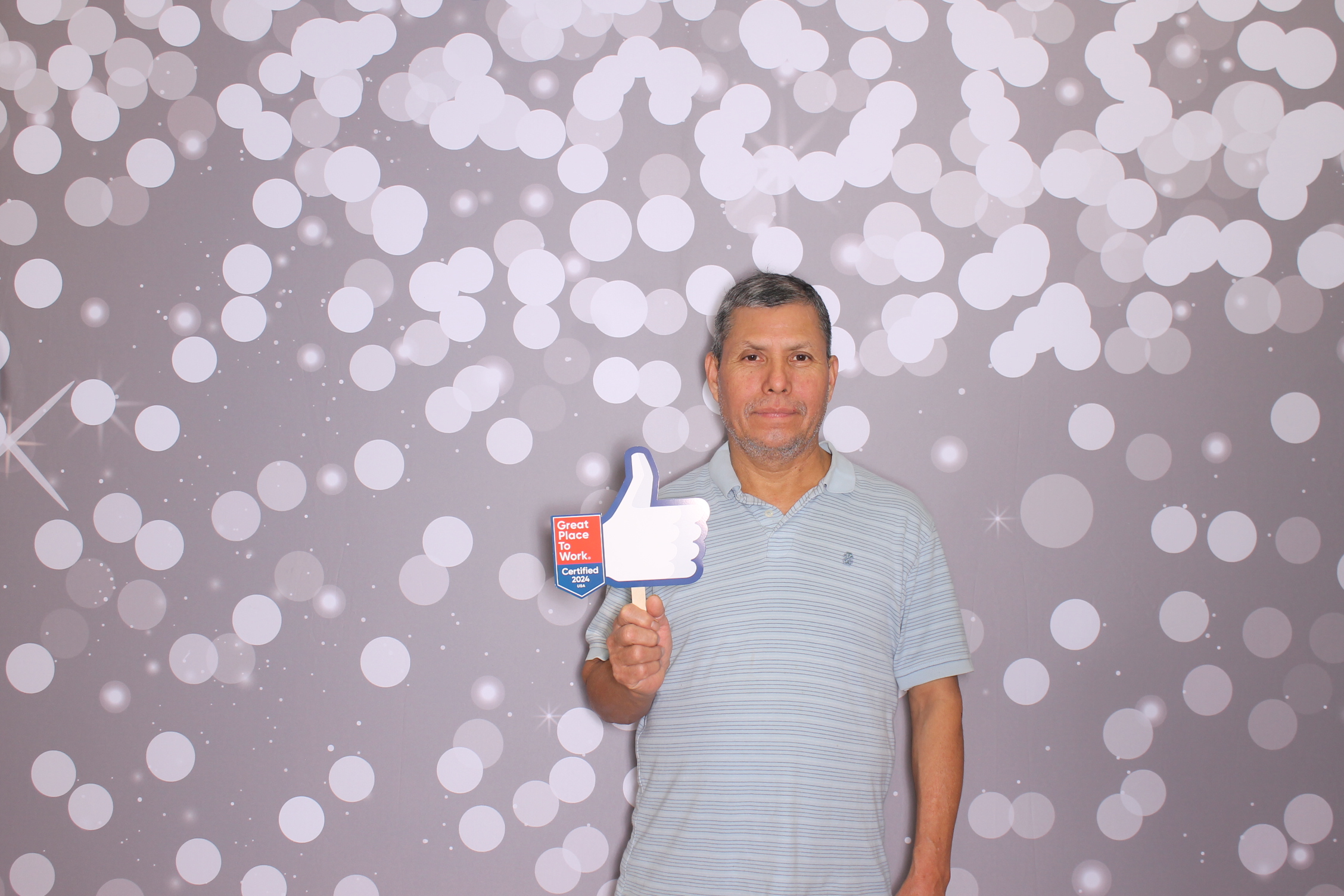 Latitude Tuesday! | View more photos from the event at gallery.photoboothcincy.com/u/PhotoBoothCincy/Latitude-Tuesday
