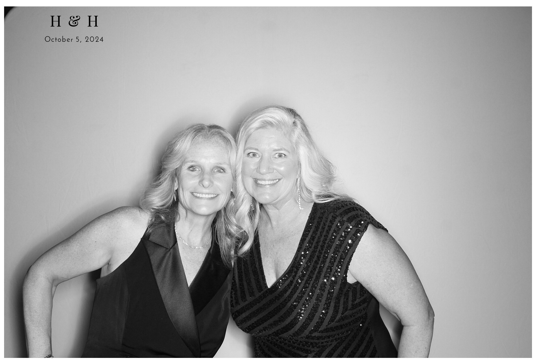 Laura Lamb Reception | View more photos from the event at gallery.photoboothcincy.com/u/PhotoBoothCincy/Laura-Lamb-Reception