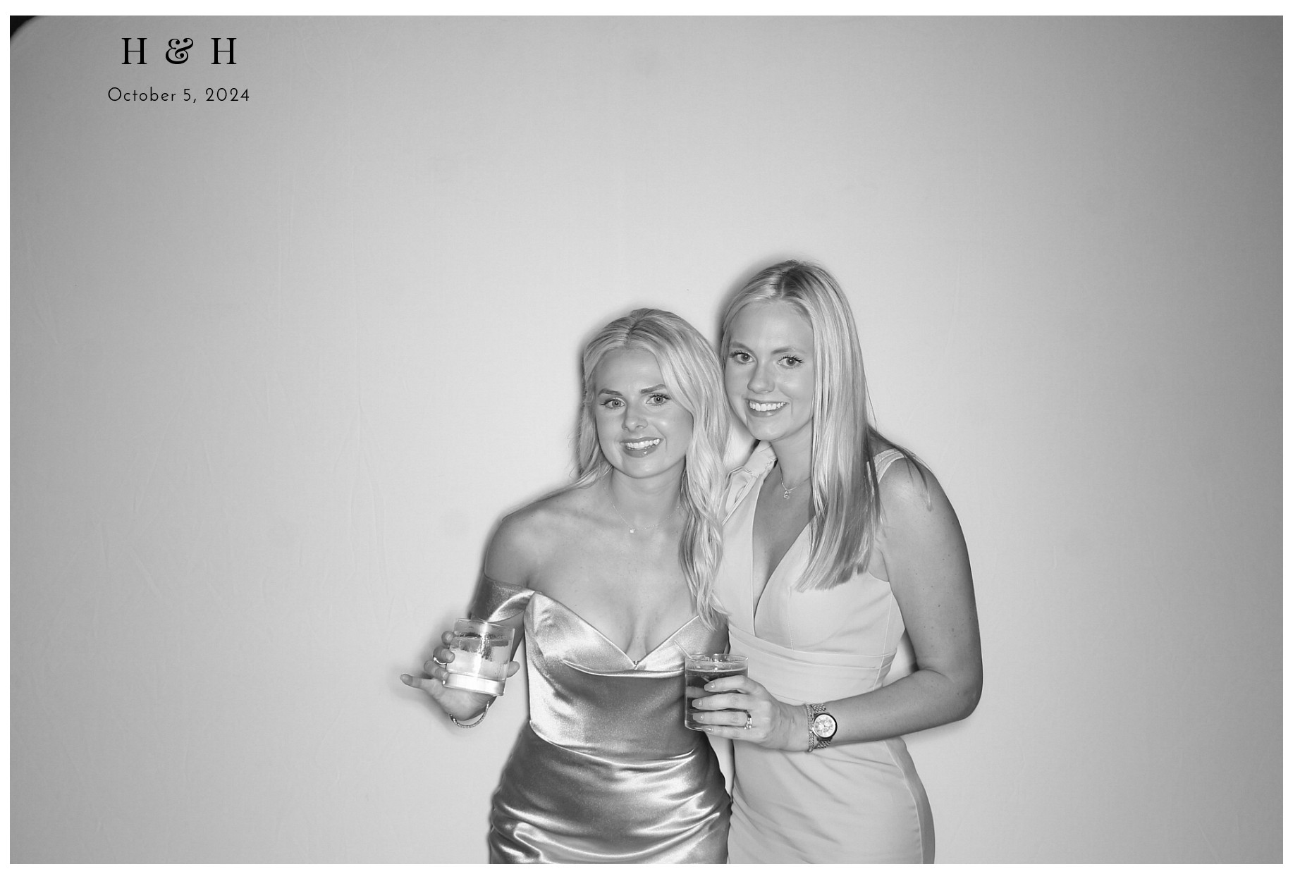 Laura Lamb Reception | View more photos from the event at gallery.photoboothcincy.com/u/PhotoBoothCincy/Laura-Lamb-Reception