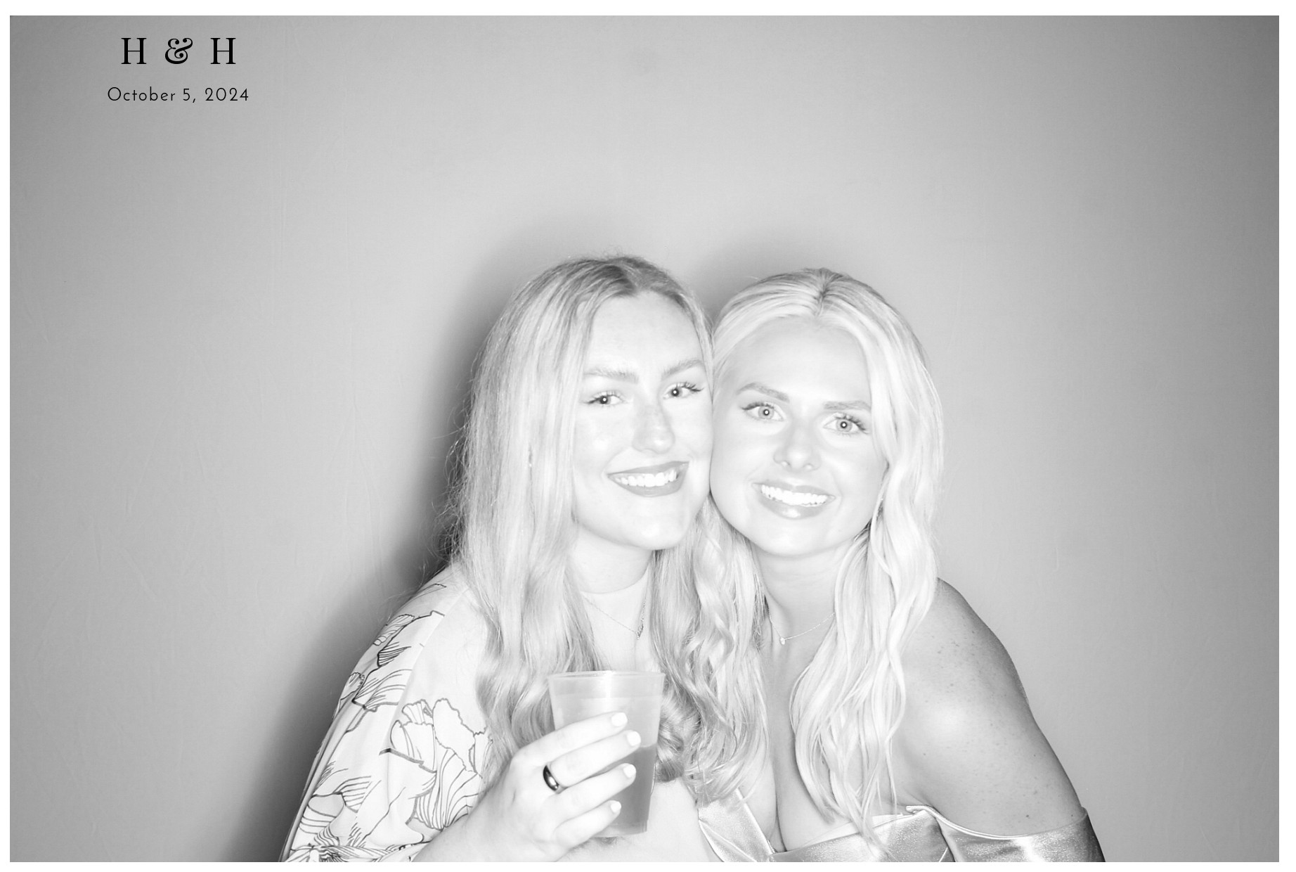 Laura Lamb Reception | View more photos from the event at gallery.photoboothcincy.com/u/PhotoBoothCincy/Laura-Lamb-Reception