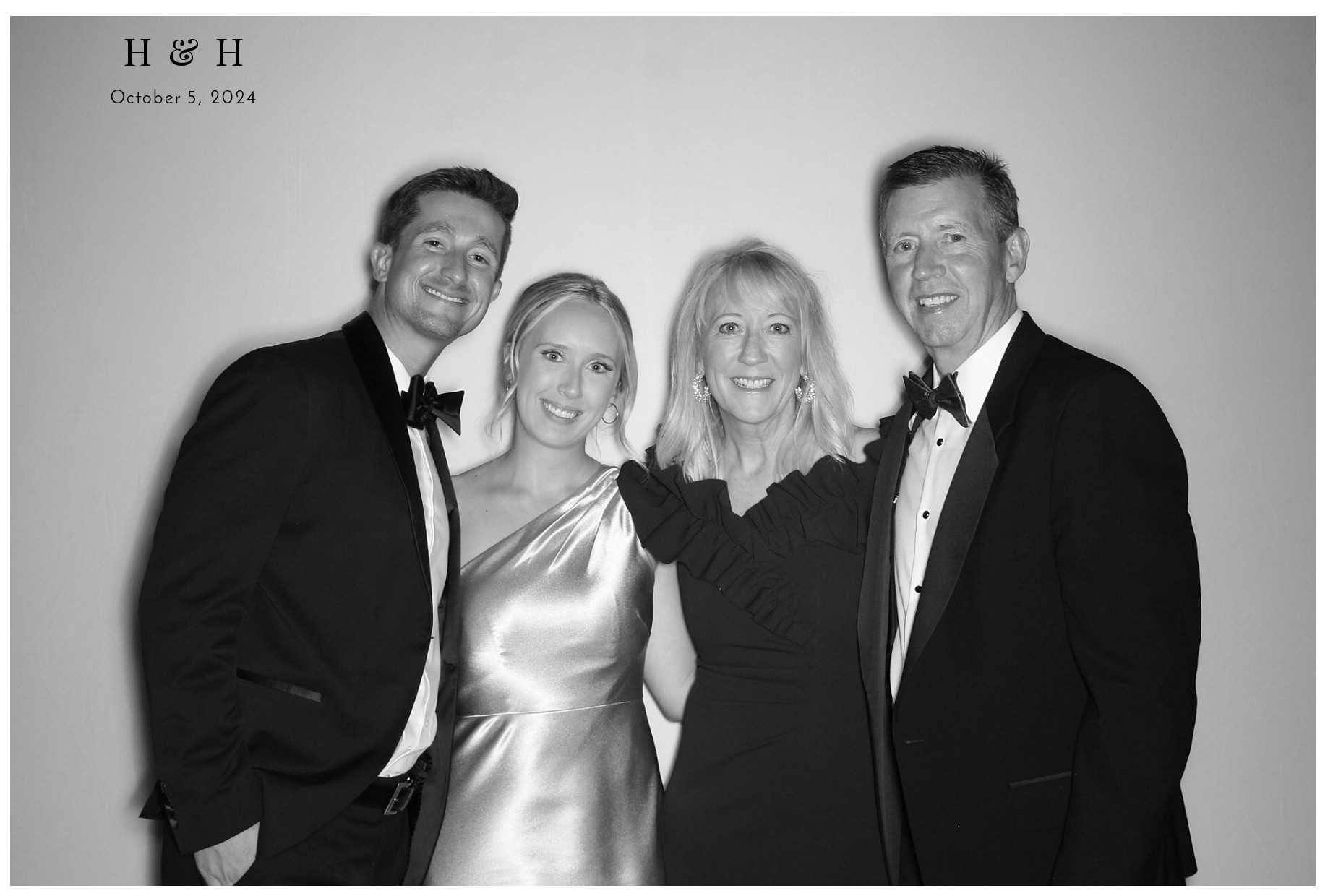 Laura Lamb Reception | View more photos from the event at gallery.photoboothcincy.com/u/PhotoBoothCincy/Laura-Lamb-Reception