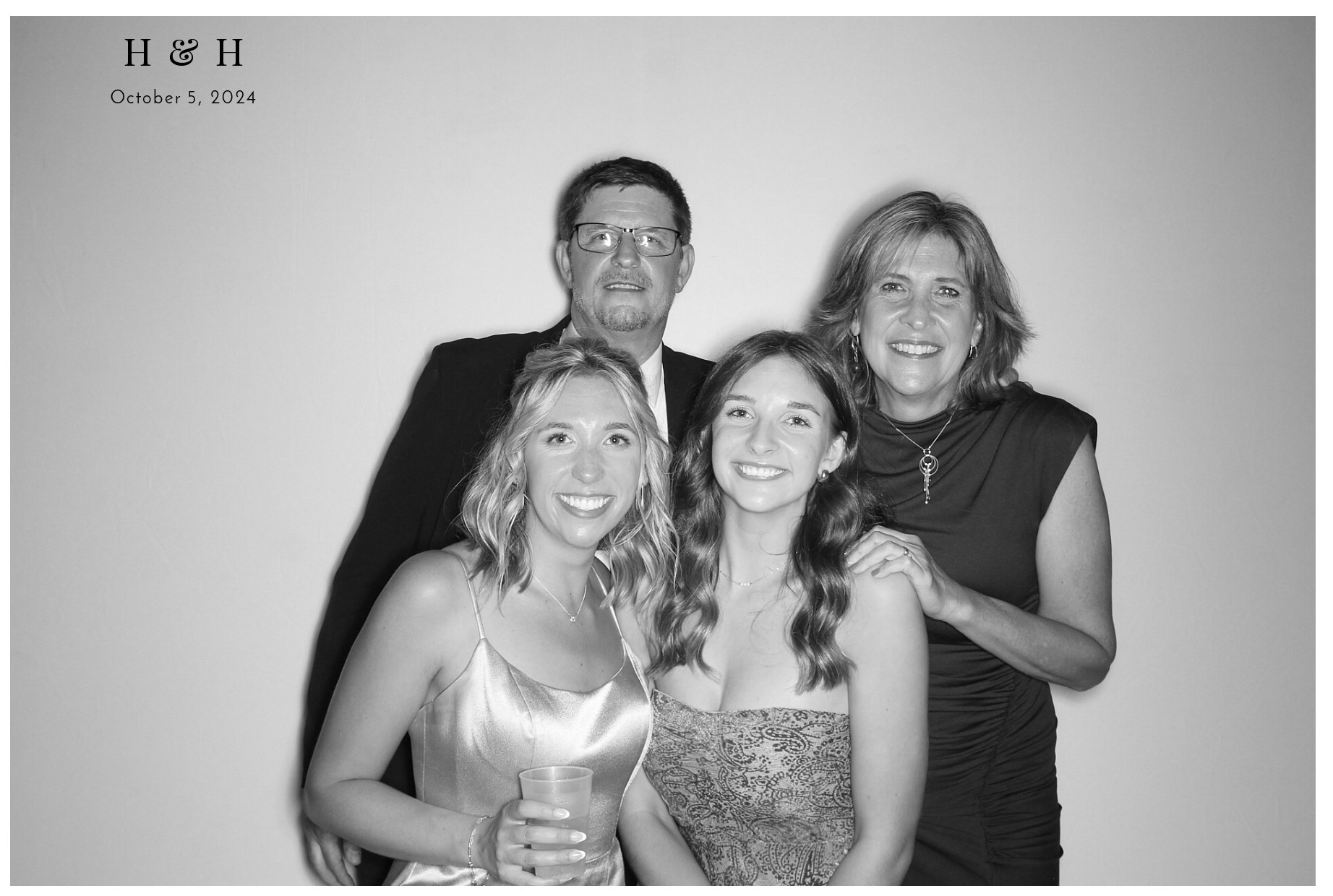 Laura Lamb Reception | View more photos from the event at gallery.photoboothcincy.com/u/PhotoBoothCincy/Laura-Lamb-Reception