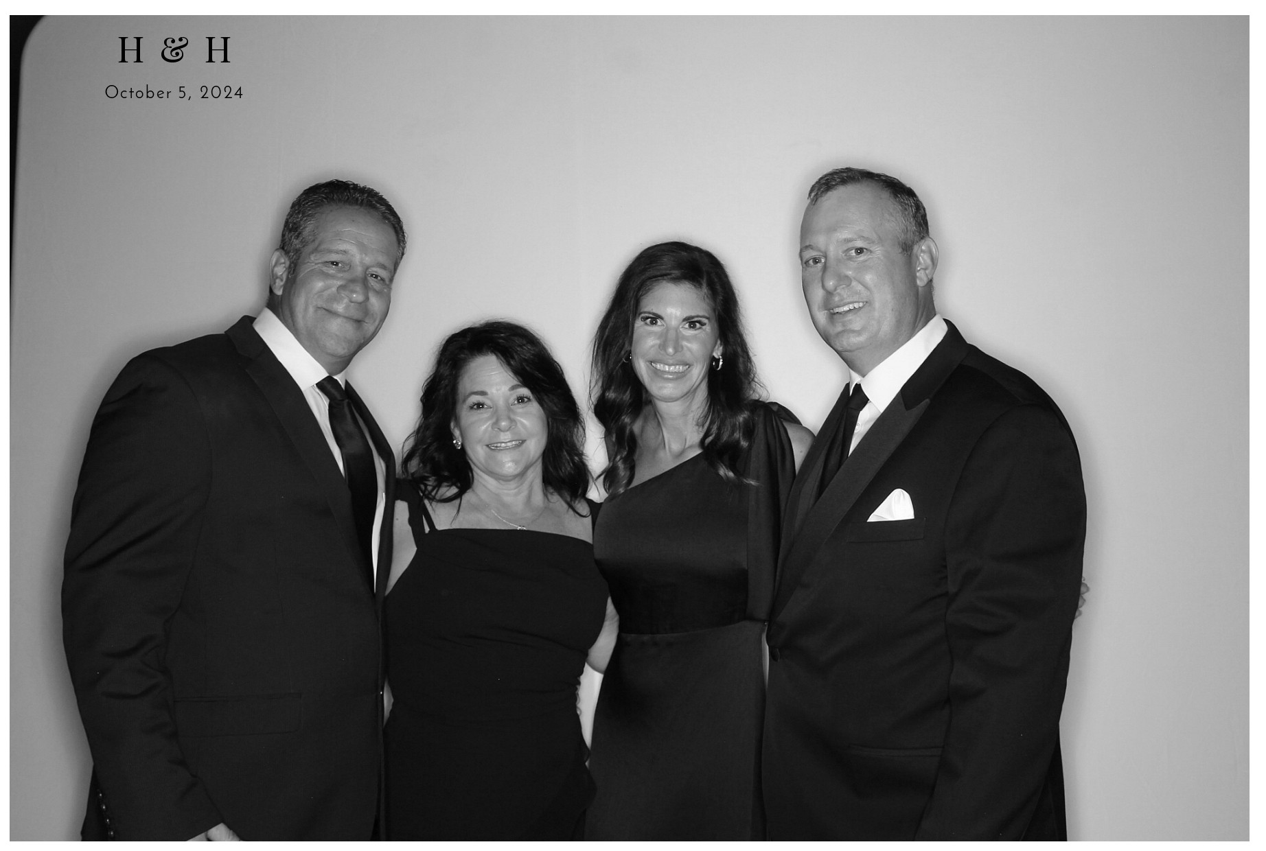 Laura Lamb Reception | View more photos from the event at gallery.photoboothcincy.com/u/PhotoBoothCincy/Laura-Lamb-Reception