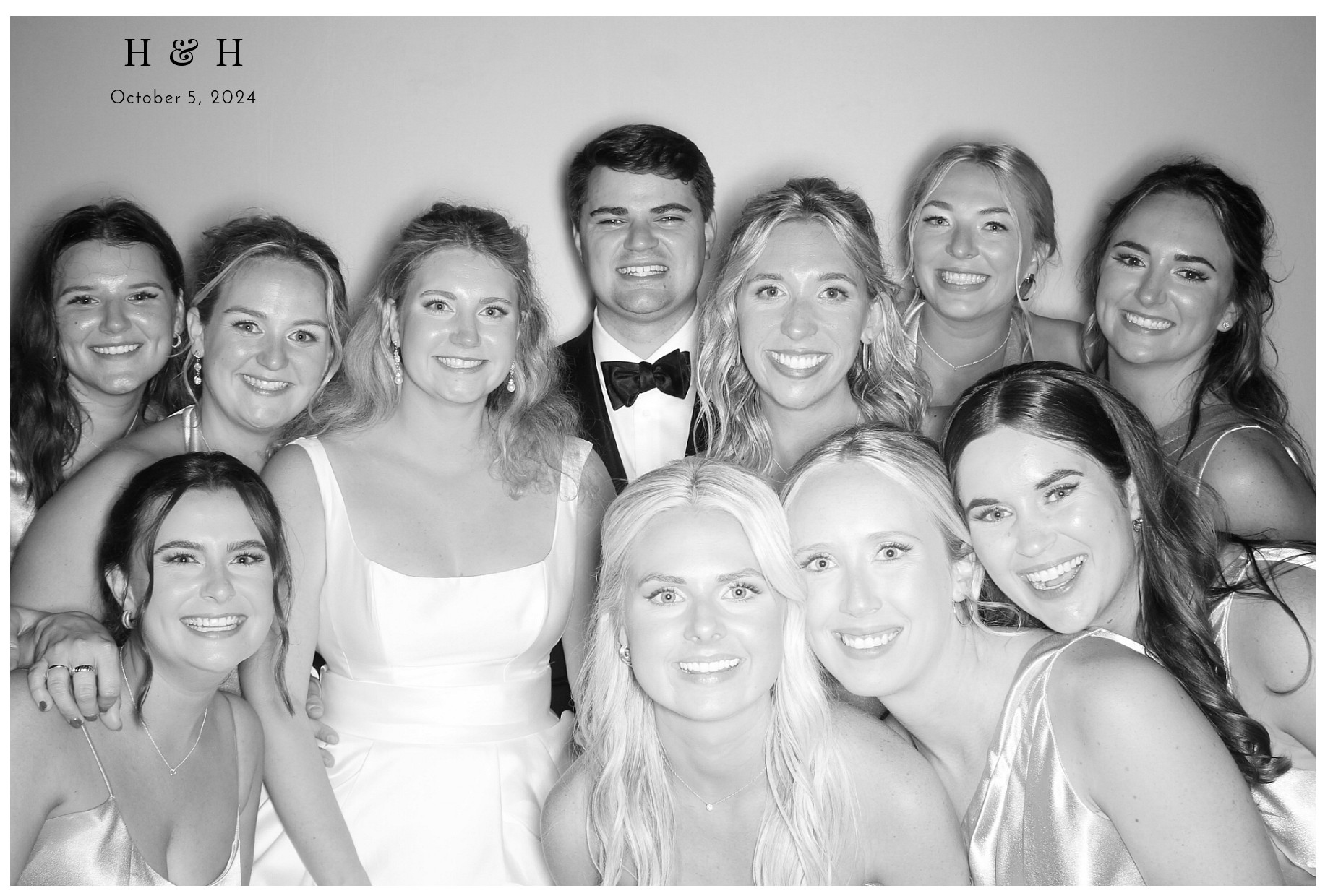 Laura Lamb Reception | View more photos from the event at gallery.photoboothcincy.com/u/PhotoBoothCincy/Laura-Lamb-Reception