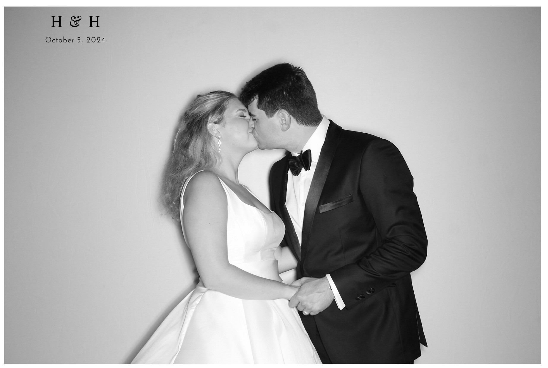 Laura Lamb Reception | View more photos from the event at gallery.photoboothcincy.com/u/PhotoBoothCincy/Laura-Lamb-Reception