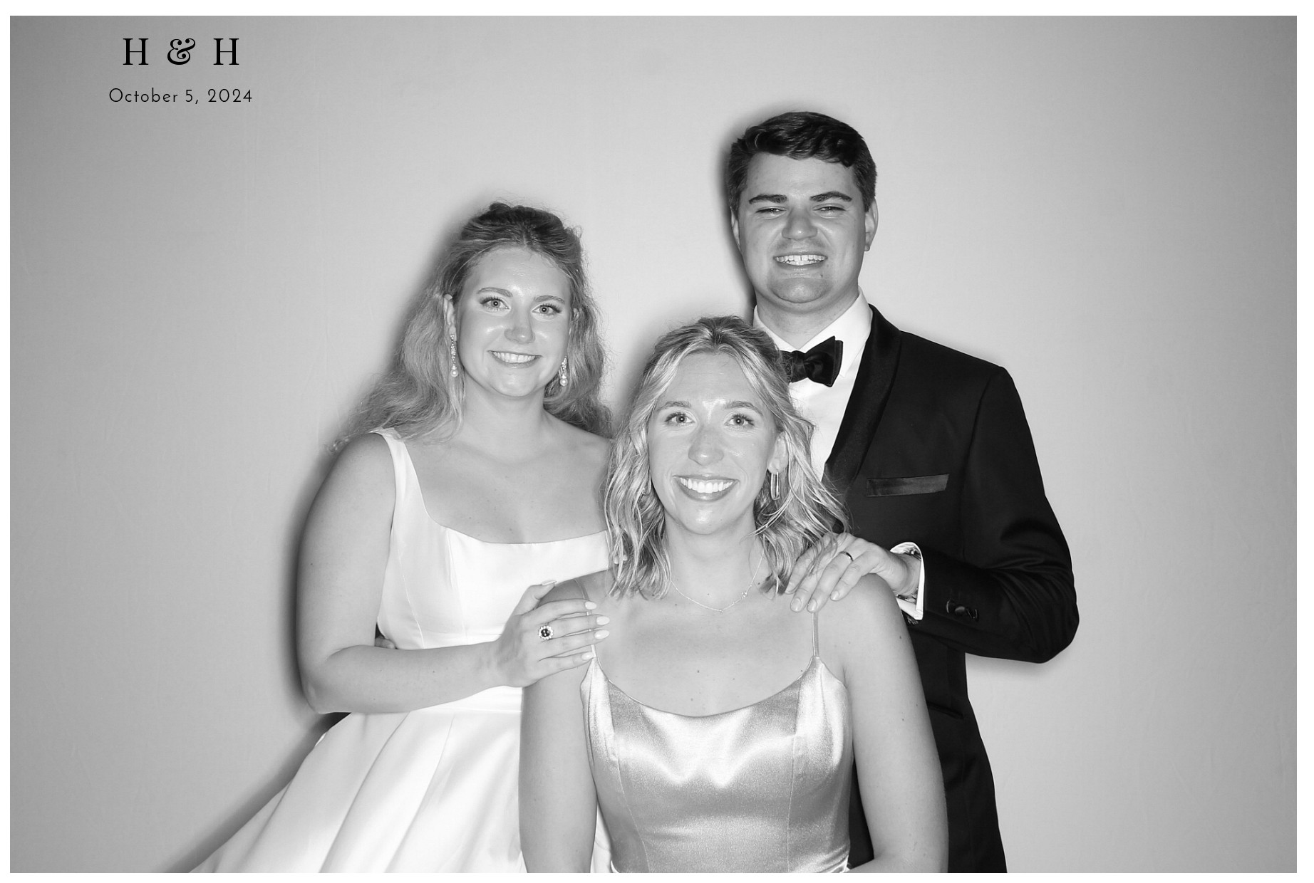 Laura Lamb Reception | View more photos from the event at gallery.photoboothcincy.com/u/PhotoBoothCincy/Laura-Lamb-Reception