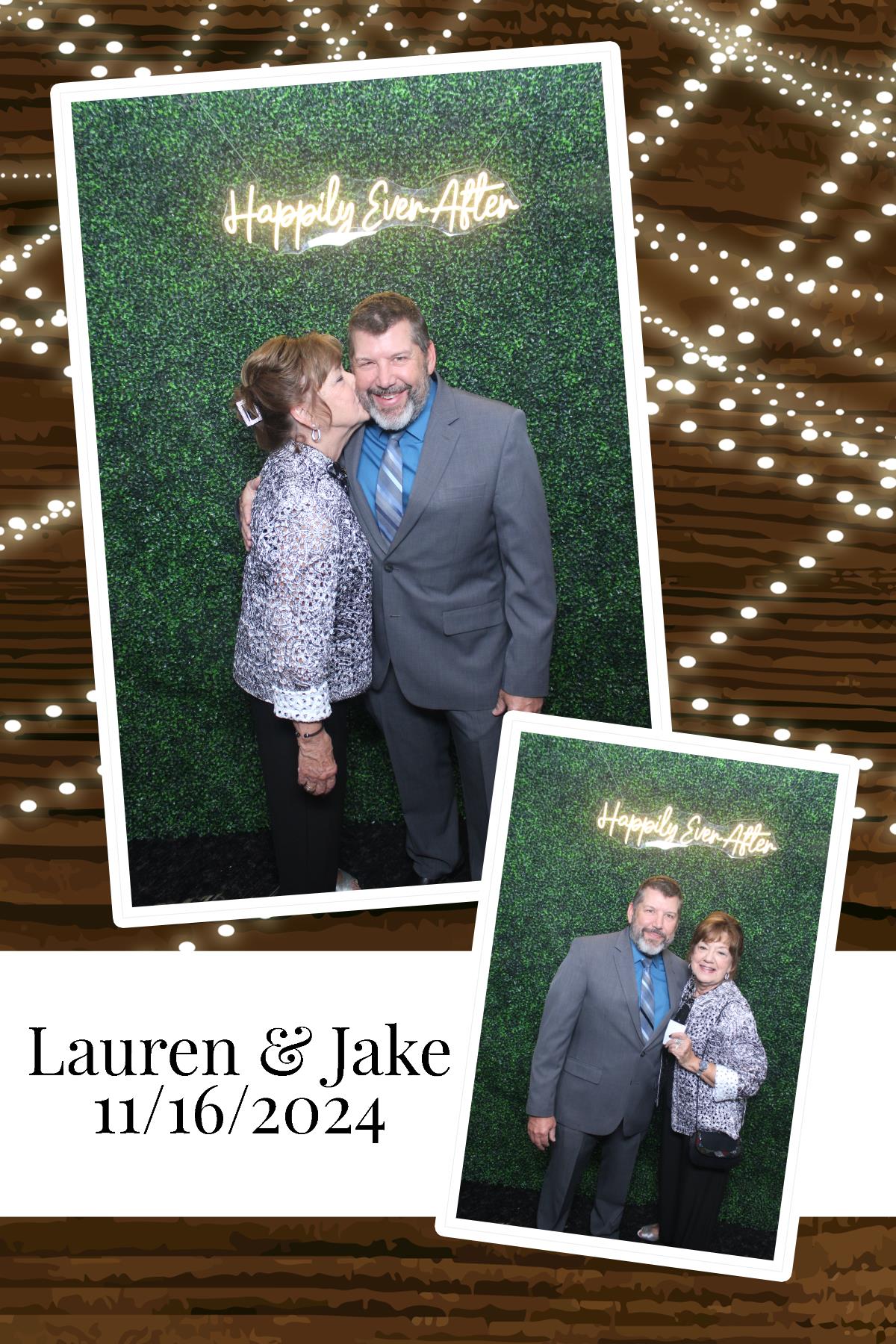 Lauren & Jake | View more photos from the event at gallery.photoboothcincy.com/u/PhotoBoothCincy/Lauren-Jake
