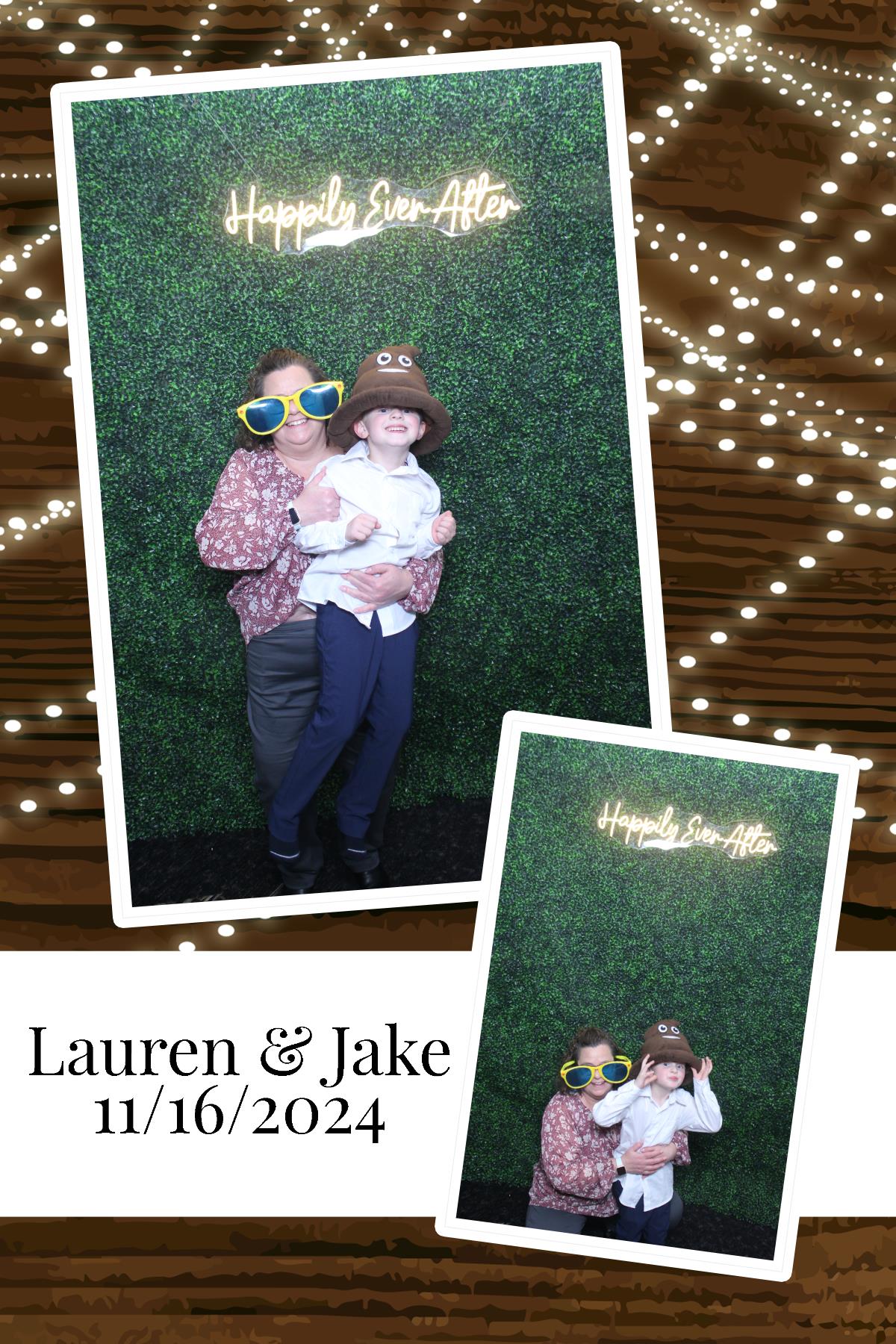 Lauren & Jake | View more photos from the event at gallery.photoboothcincy.com/u/PhotoBoothCincy/Lauren-Jake